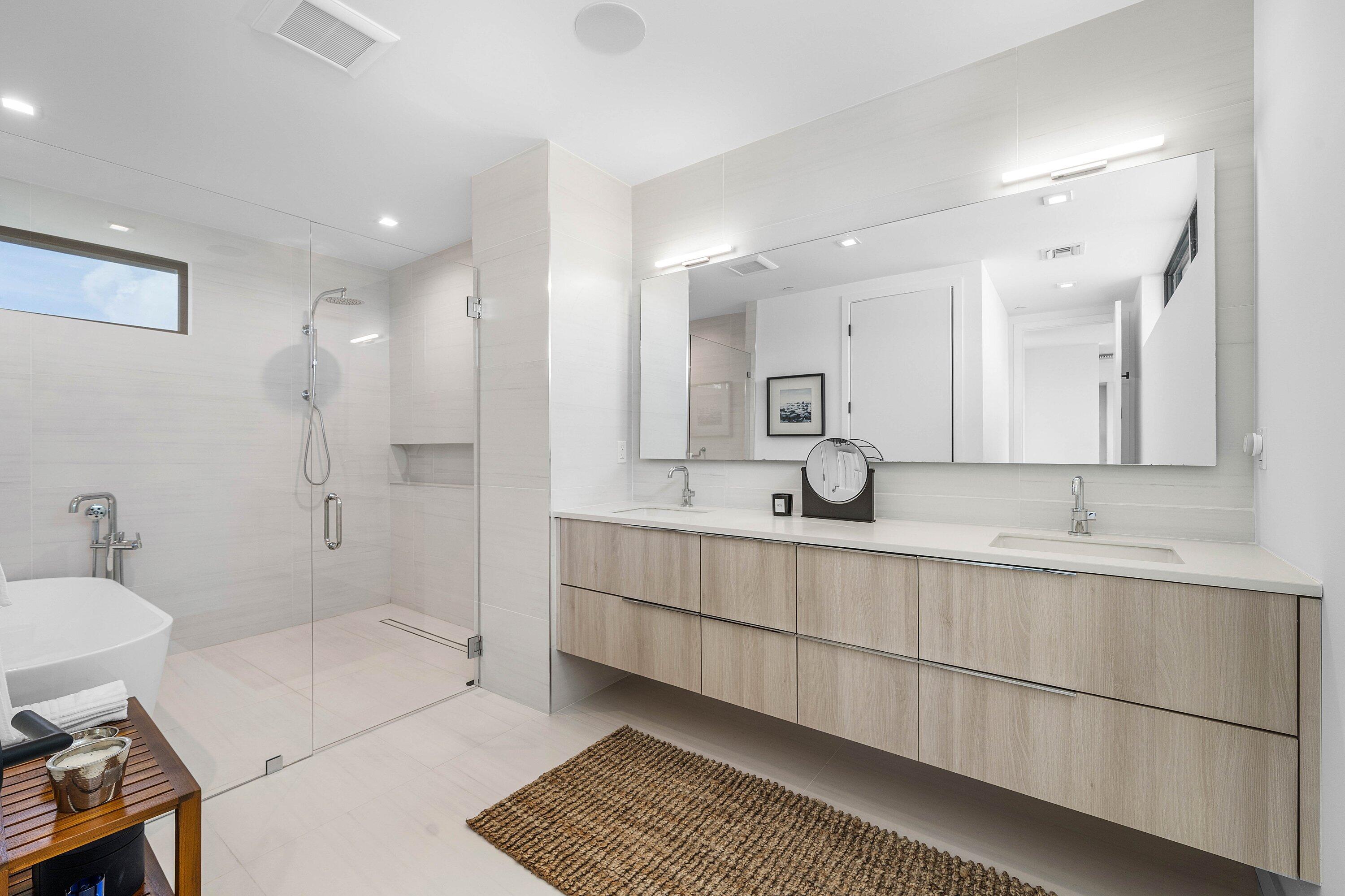 GULF STREAM VIEWS - Residential