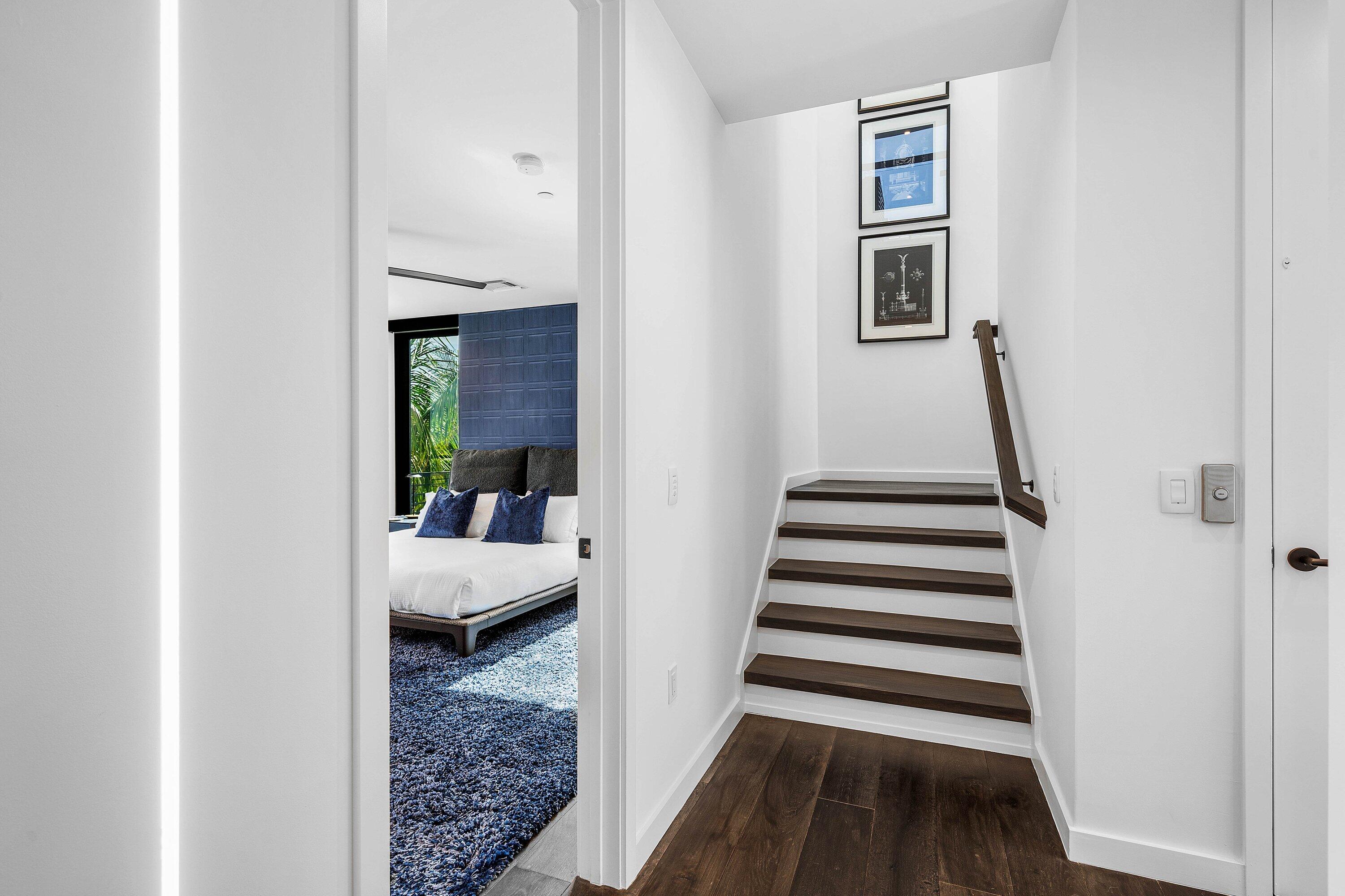 GULF STREAM VIEWS - Residential