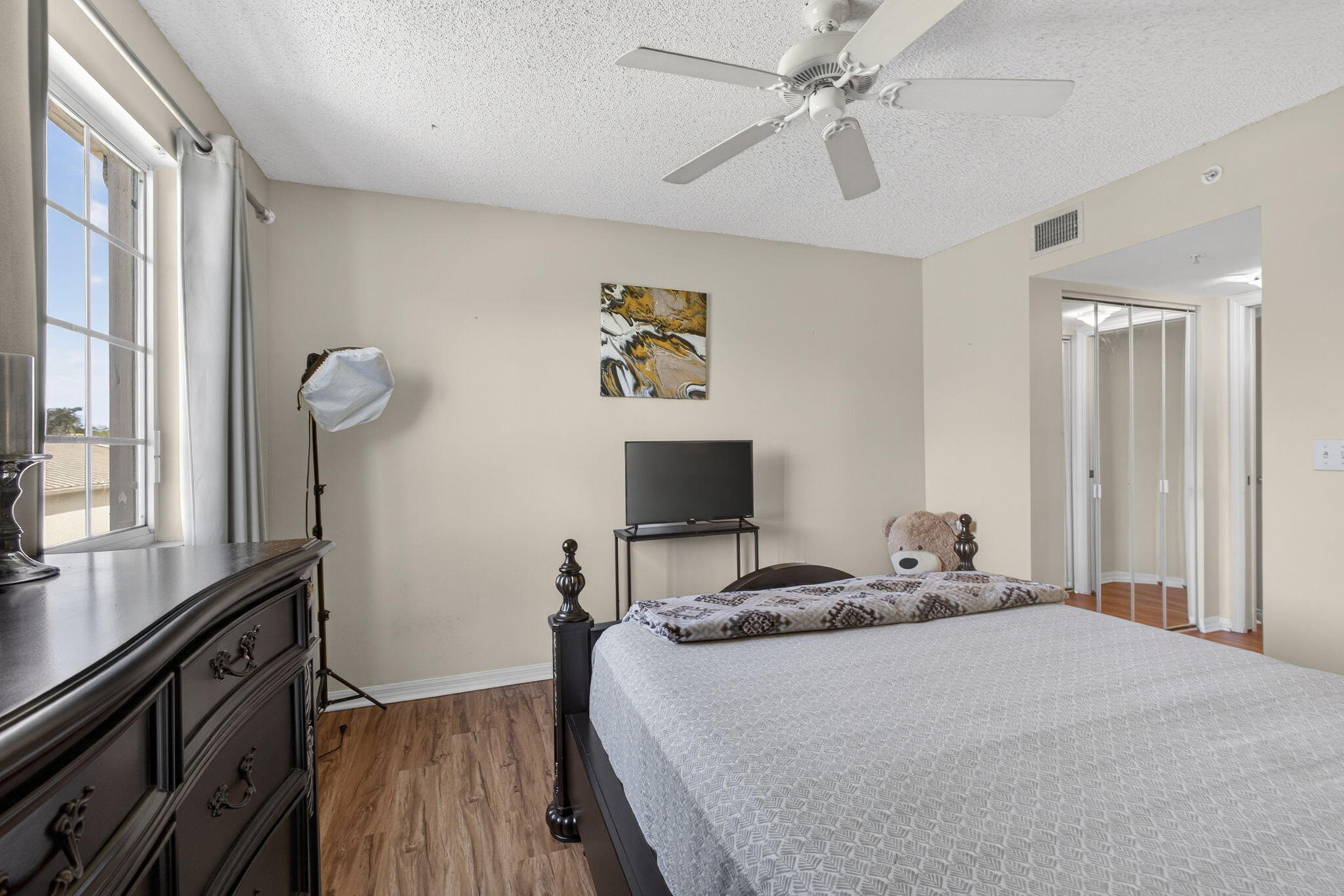 GRAND VIEW AT CRESTWOOD CONDO - Residential