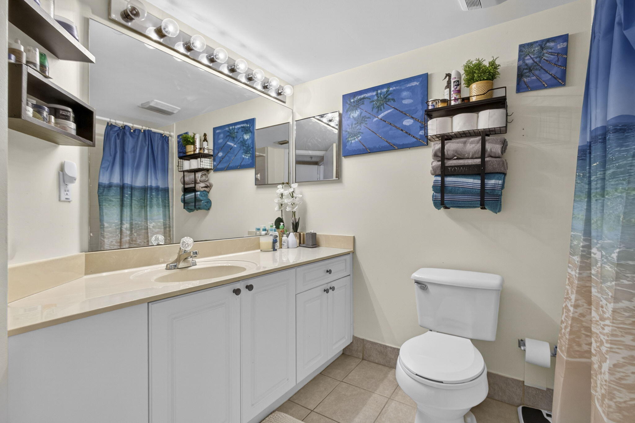 GRAND VIEW AT CRESTWOOD CONDO - Residential