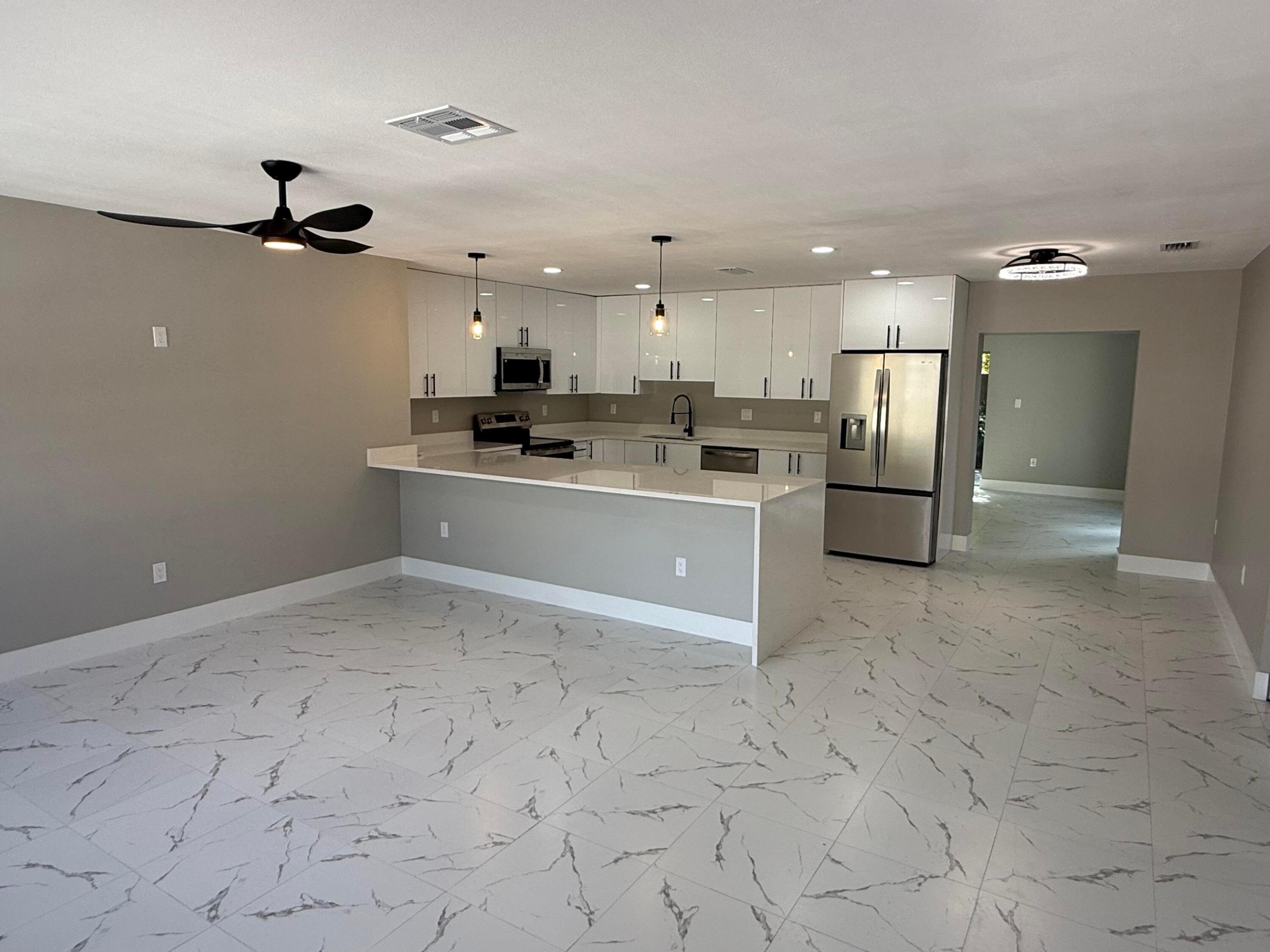 RIVER POINT - Residential