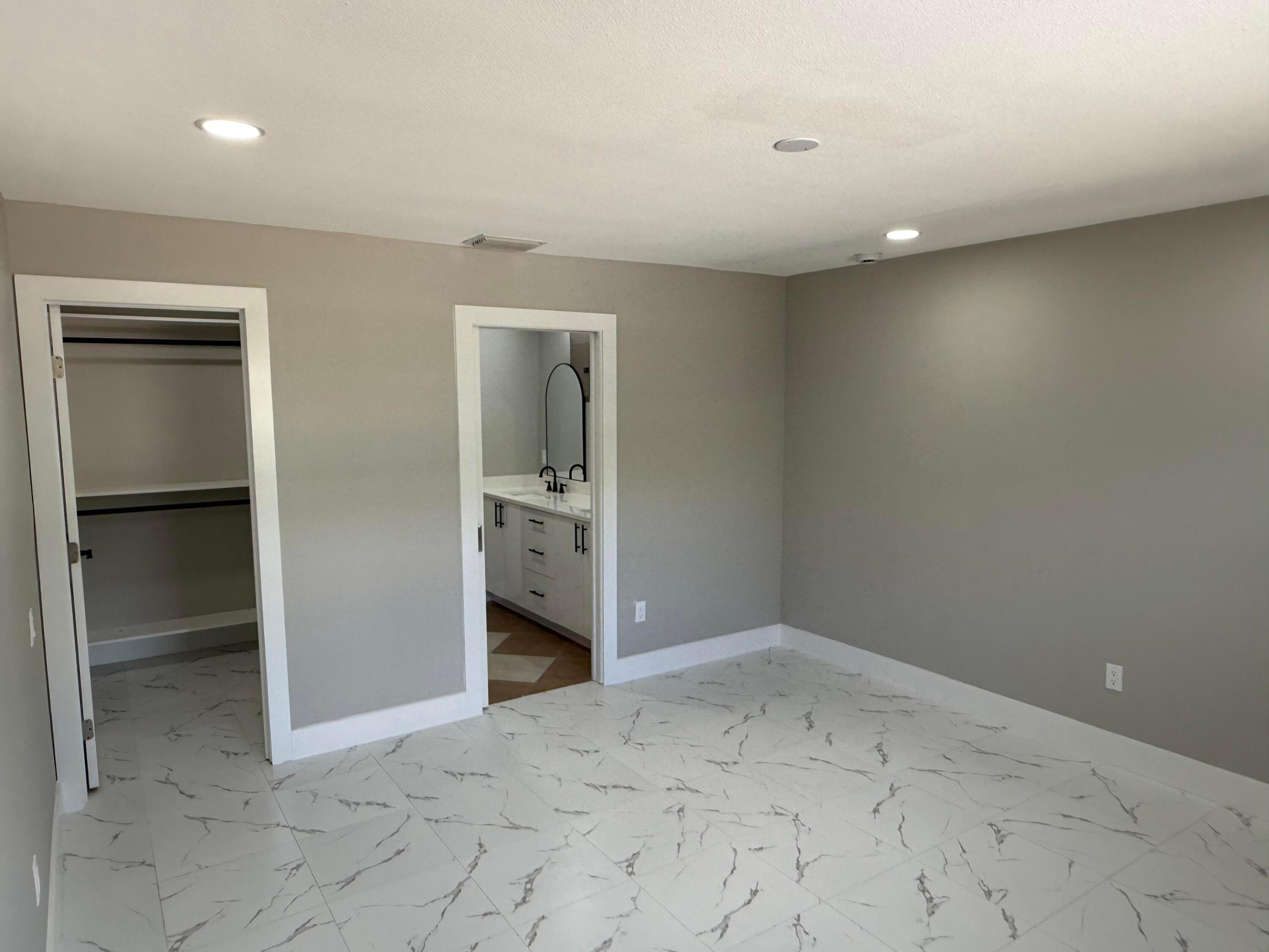 RIVER POINT - Residential