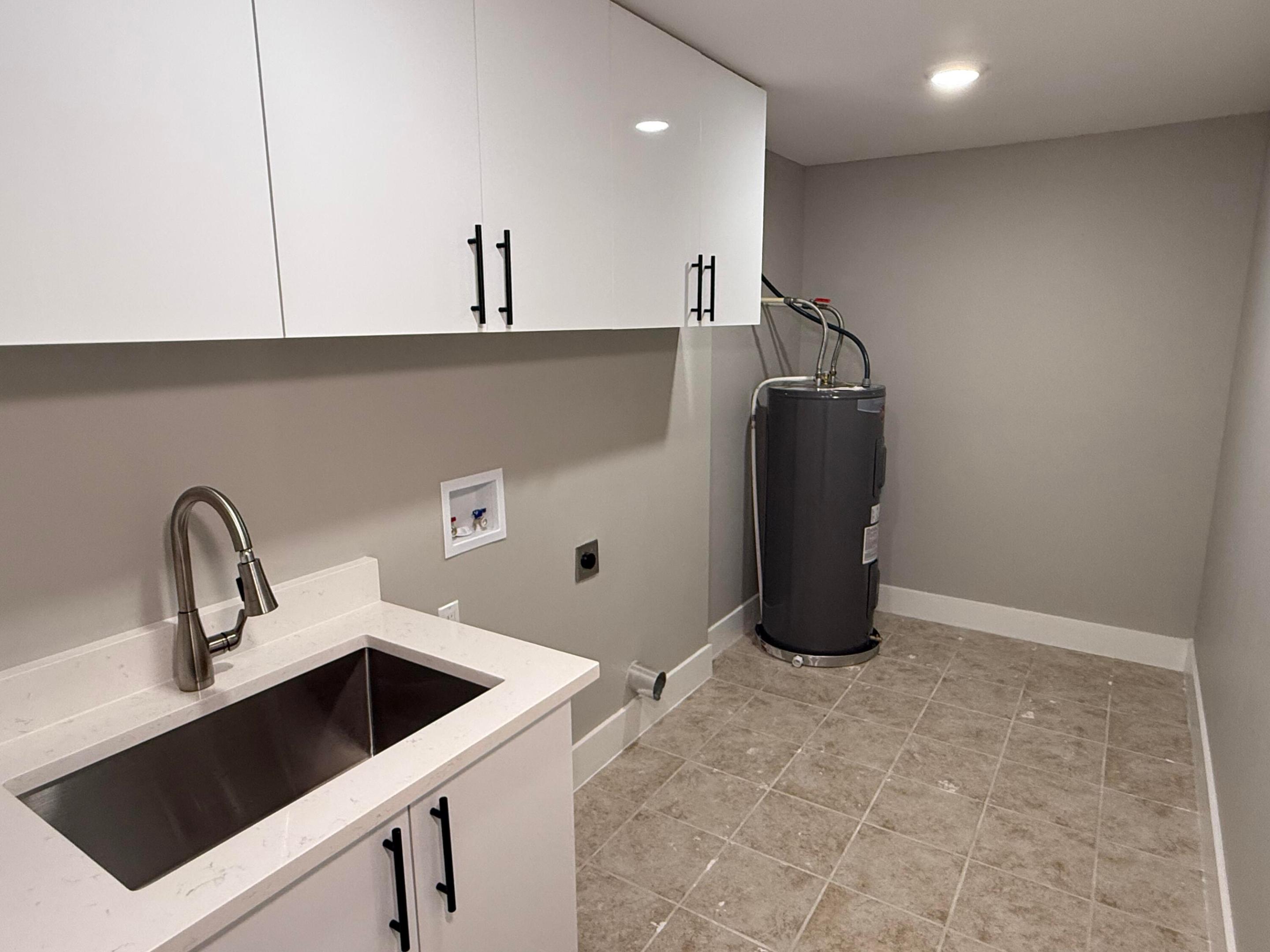 RIVER POINT - Residential