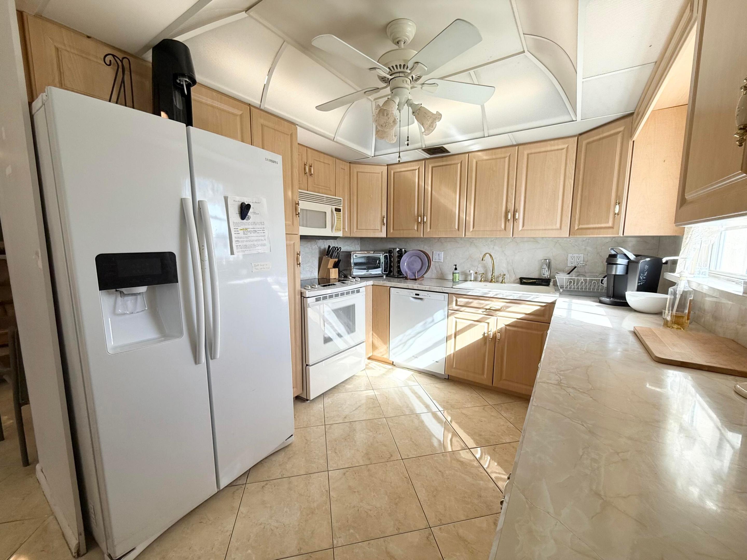 FARNHAM O CONDO - Residential