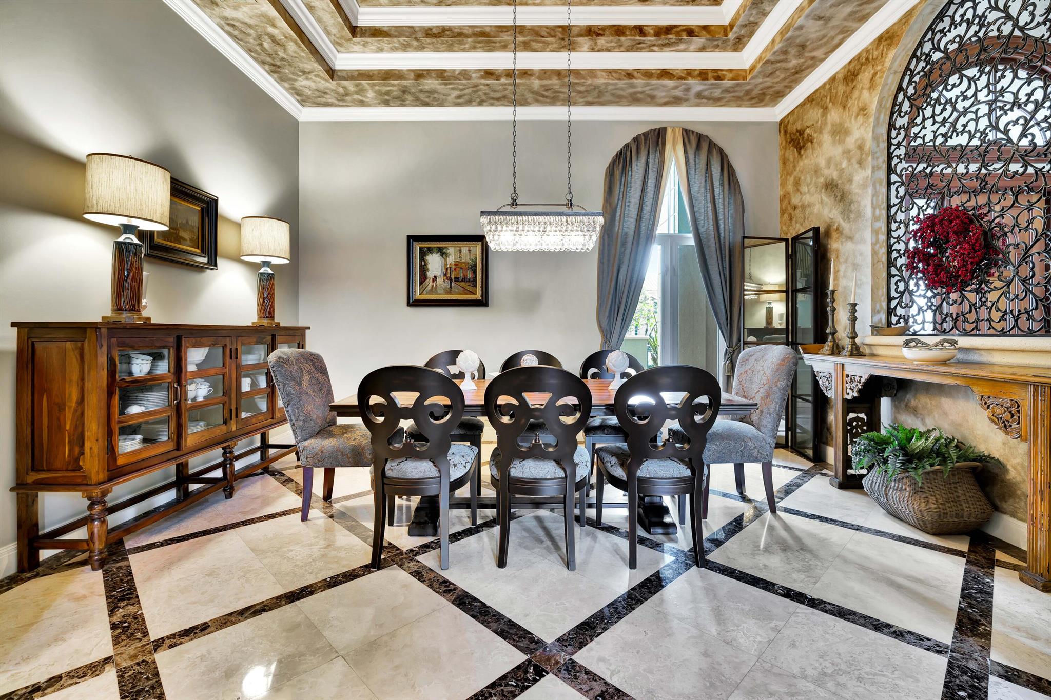 HARBOUR ISLES - Residential