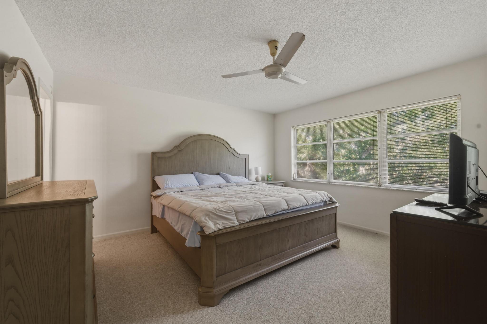 Hollybrook Golf & Tennis - Residential