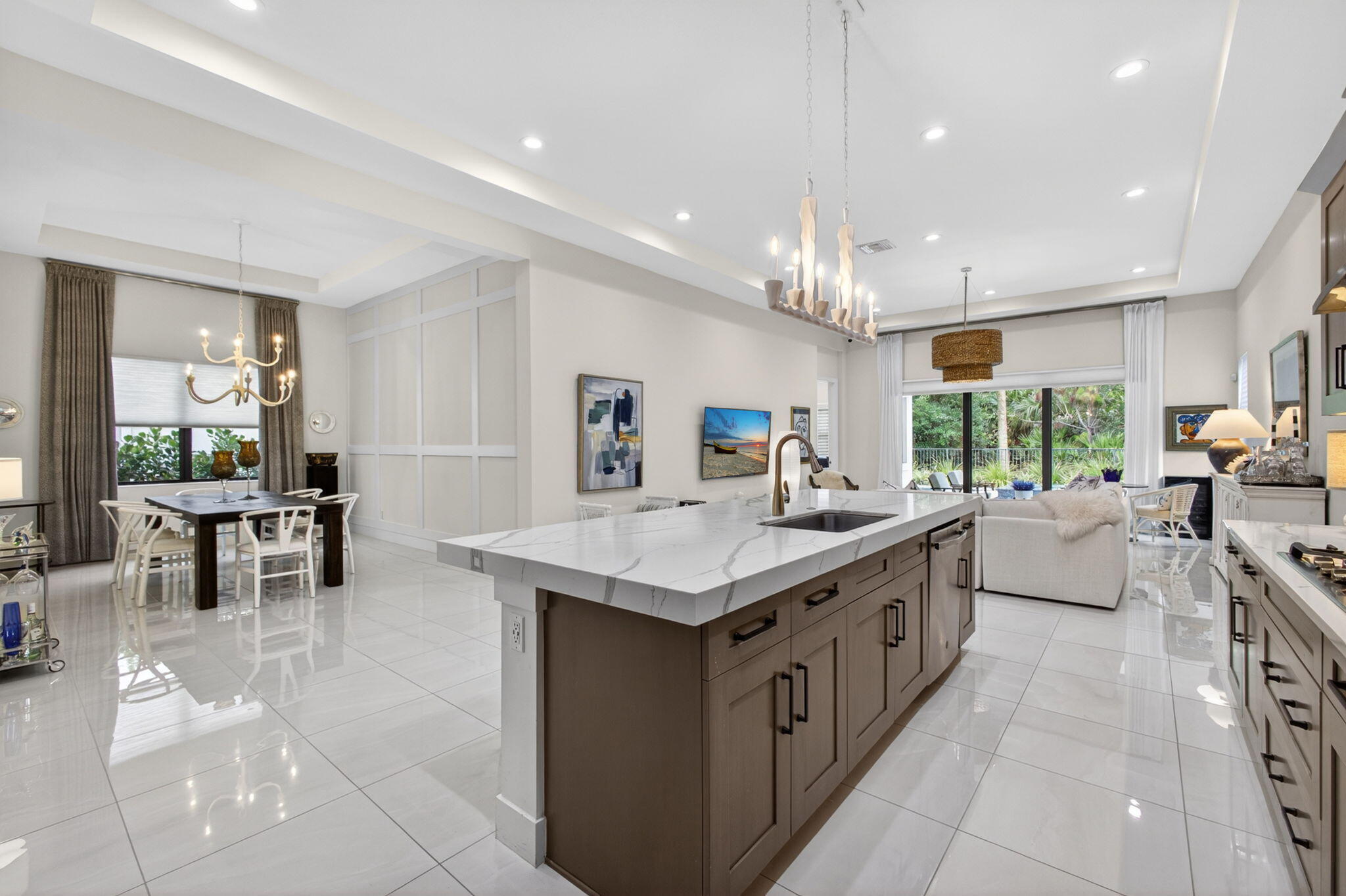 ARTISTRY - Residential