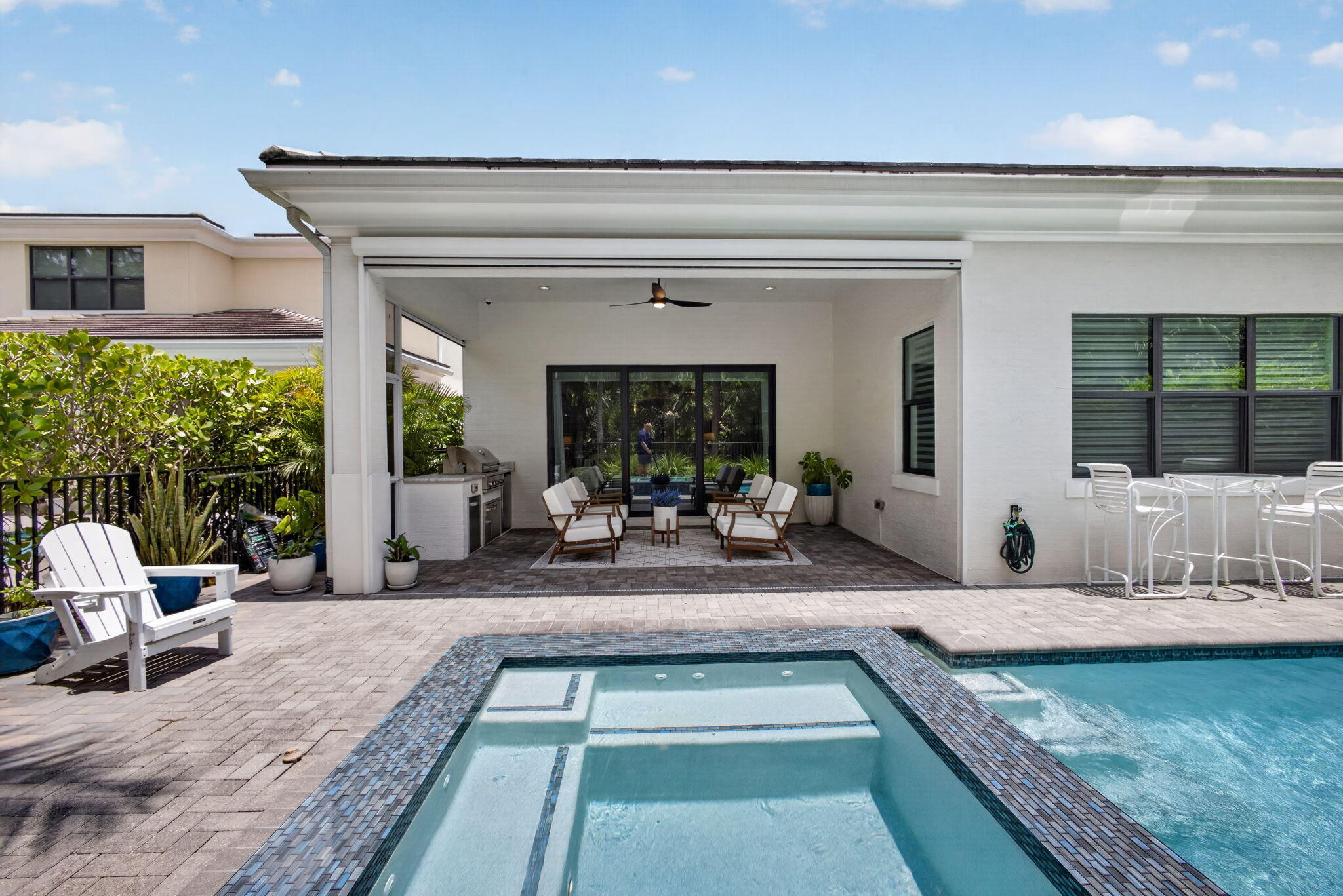 ARTISTRY - Residential