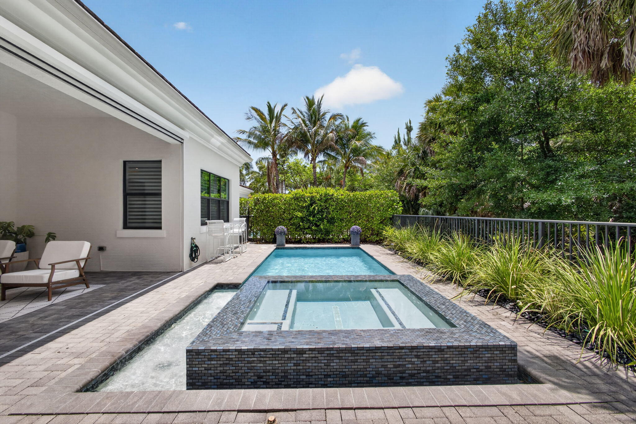 ARTISTRY - Residential