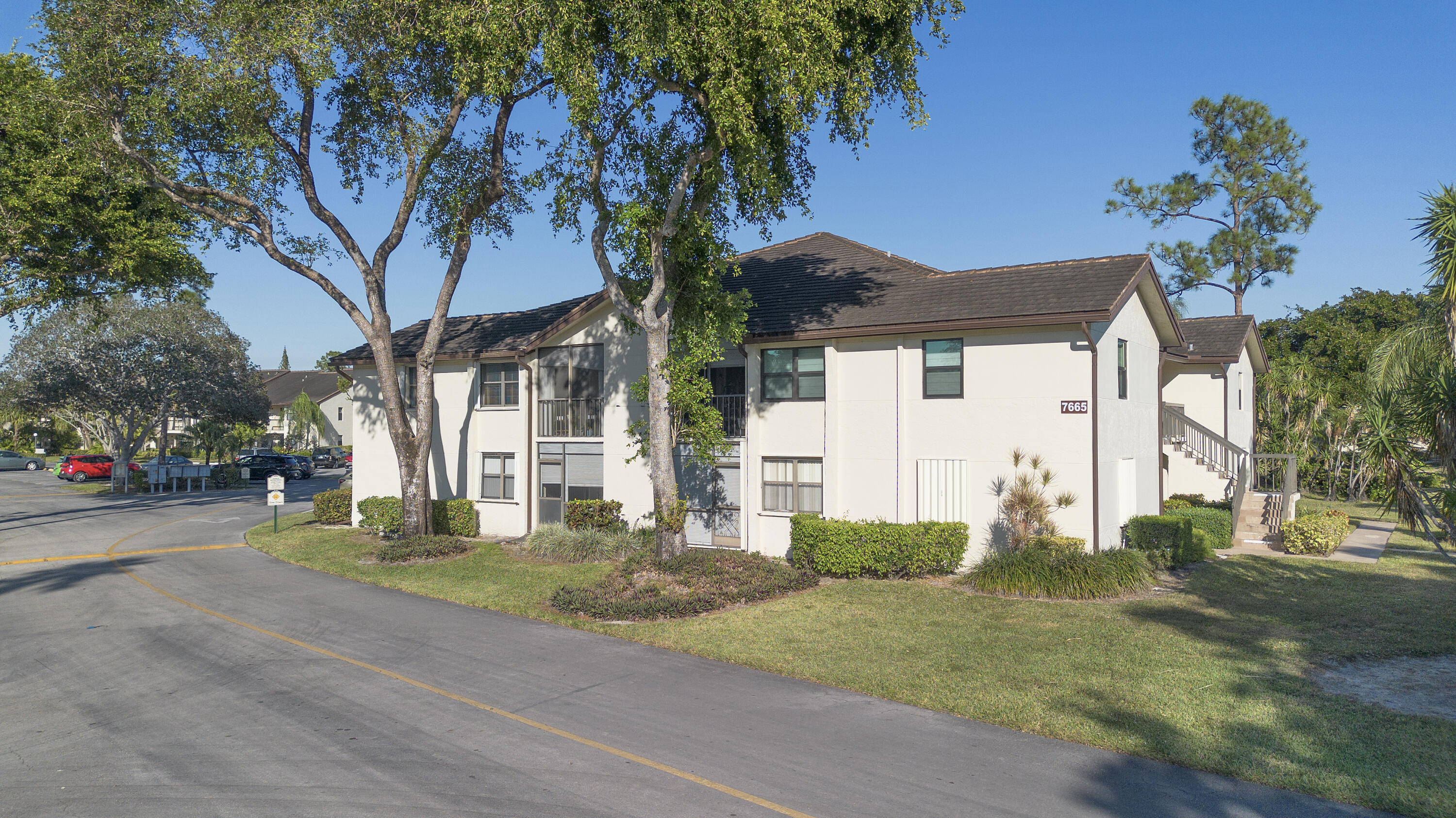 LUCERNE POINTE ONE,TWO,THREE FOUR,SEVEN,EIGHT,NINE - Residential
