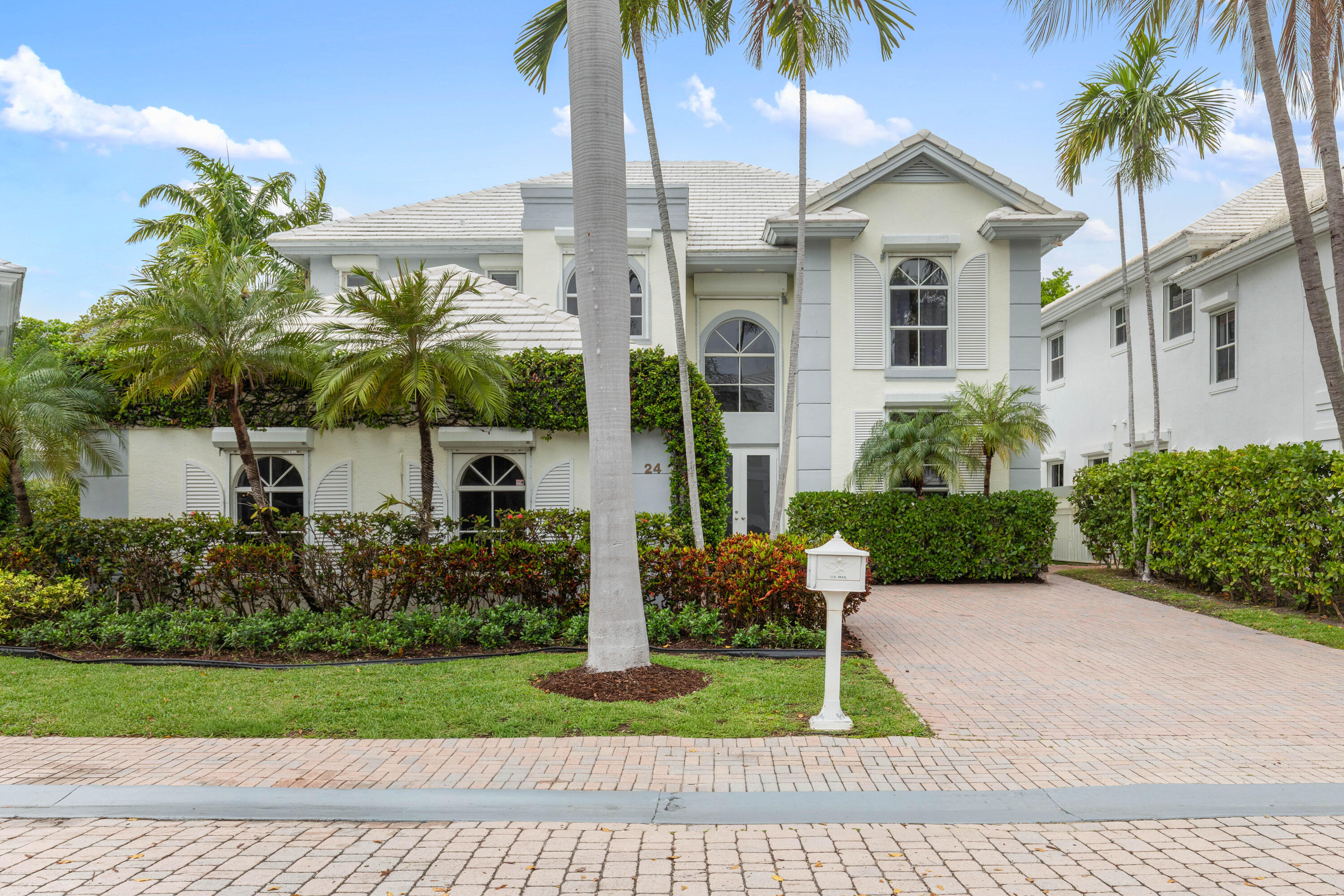 GRAND KEY ESTATES - Residential