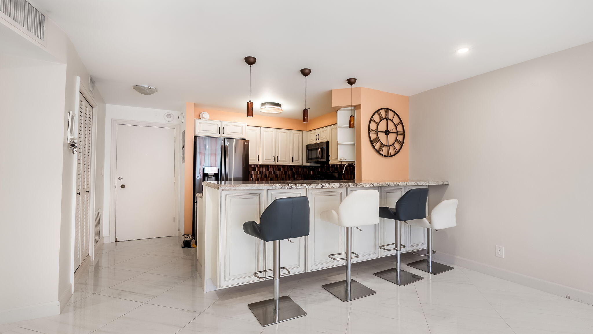 OCEAN MONARCH CONDO - Residential Lease