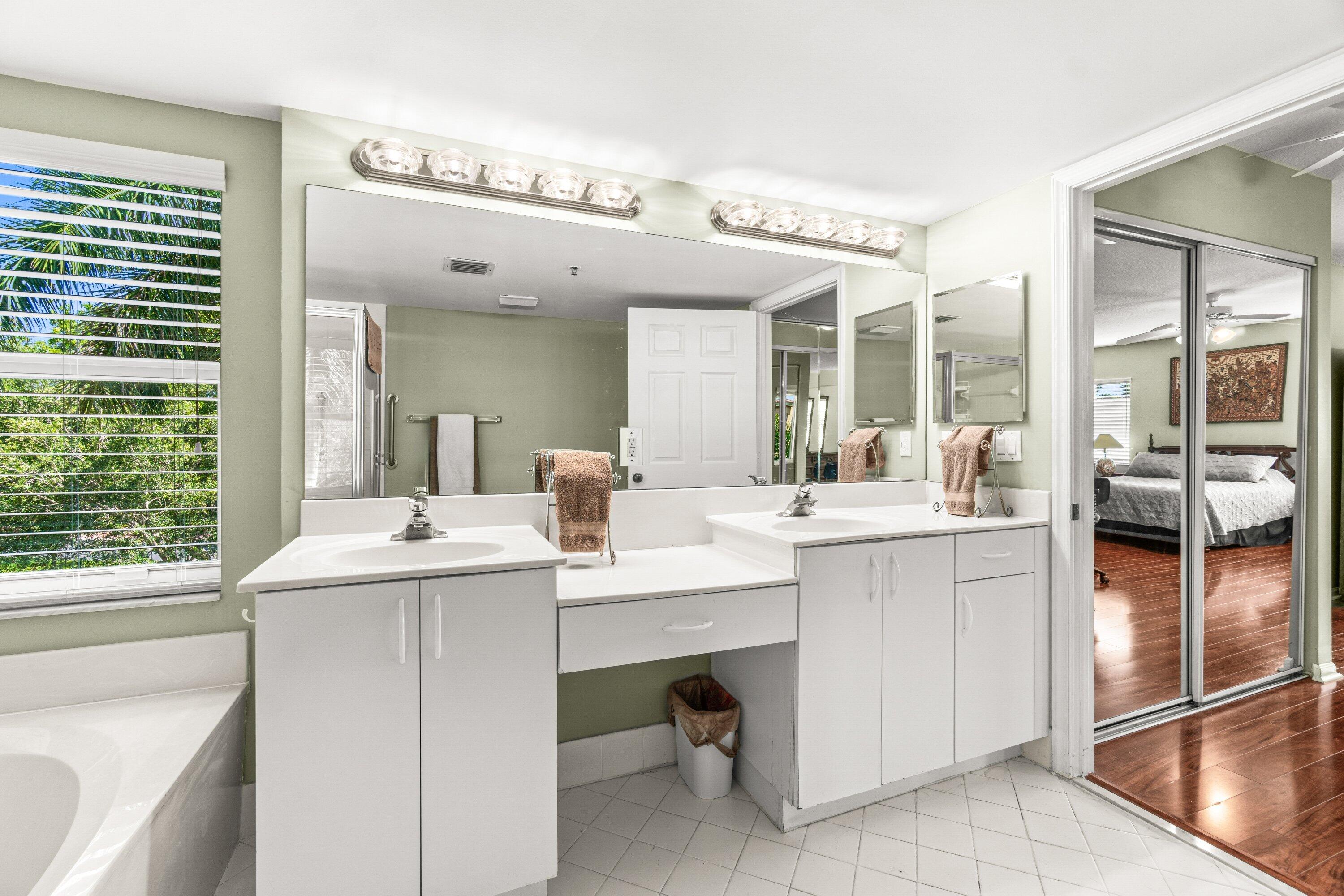 CORAL COVE CONDO - Residential