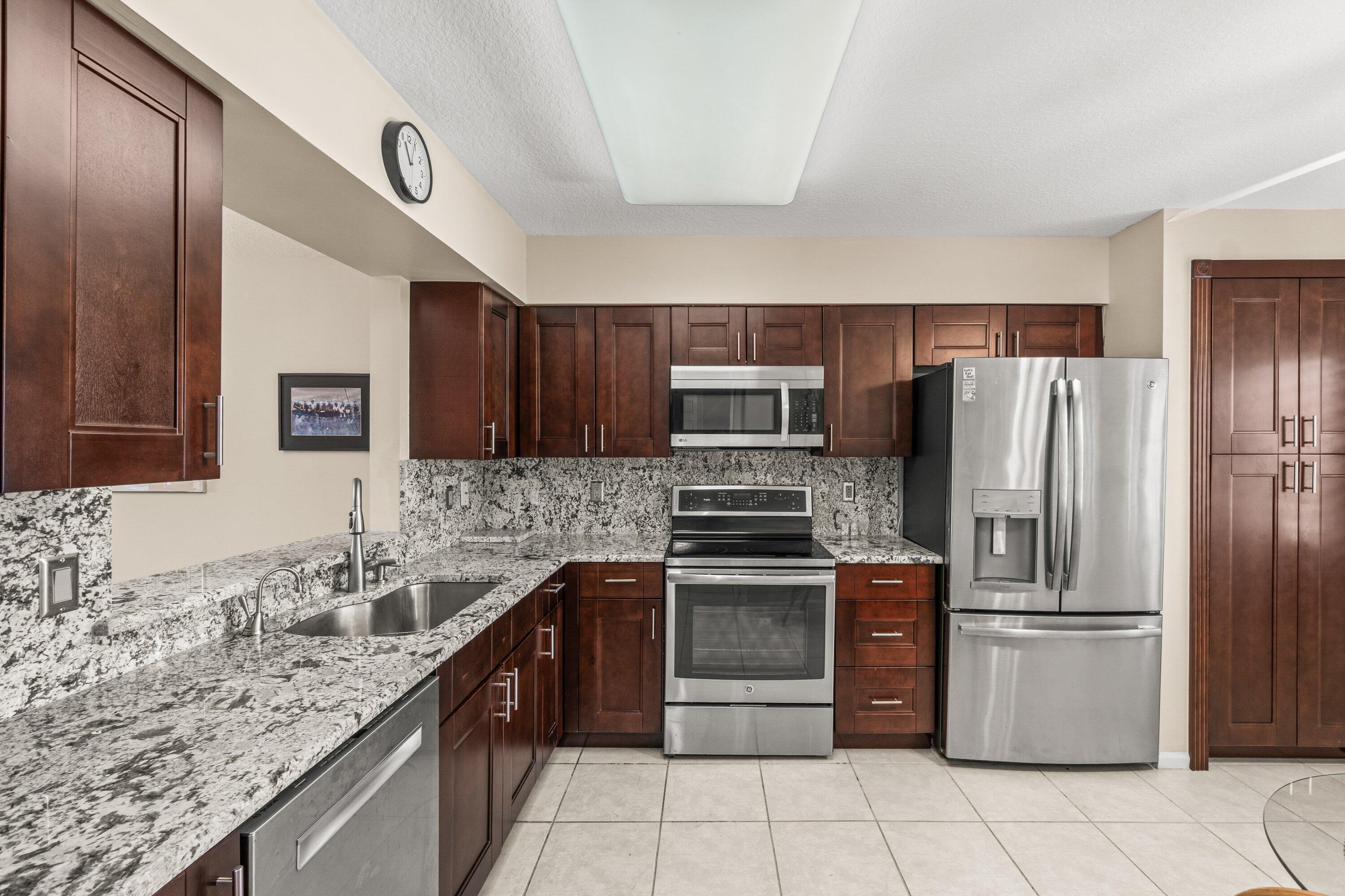 CORAL COVE CONDO - Residential