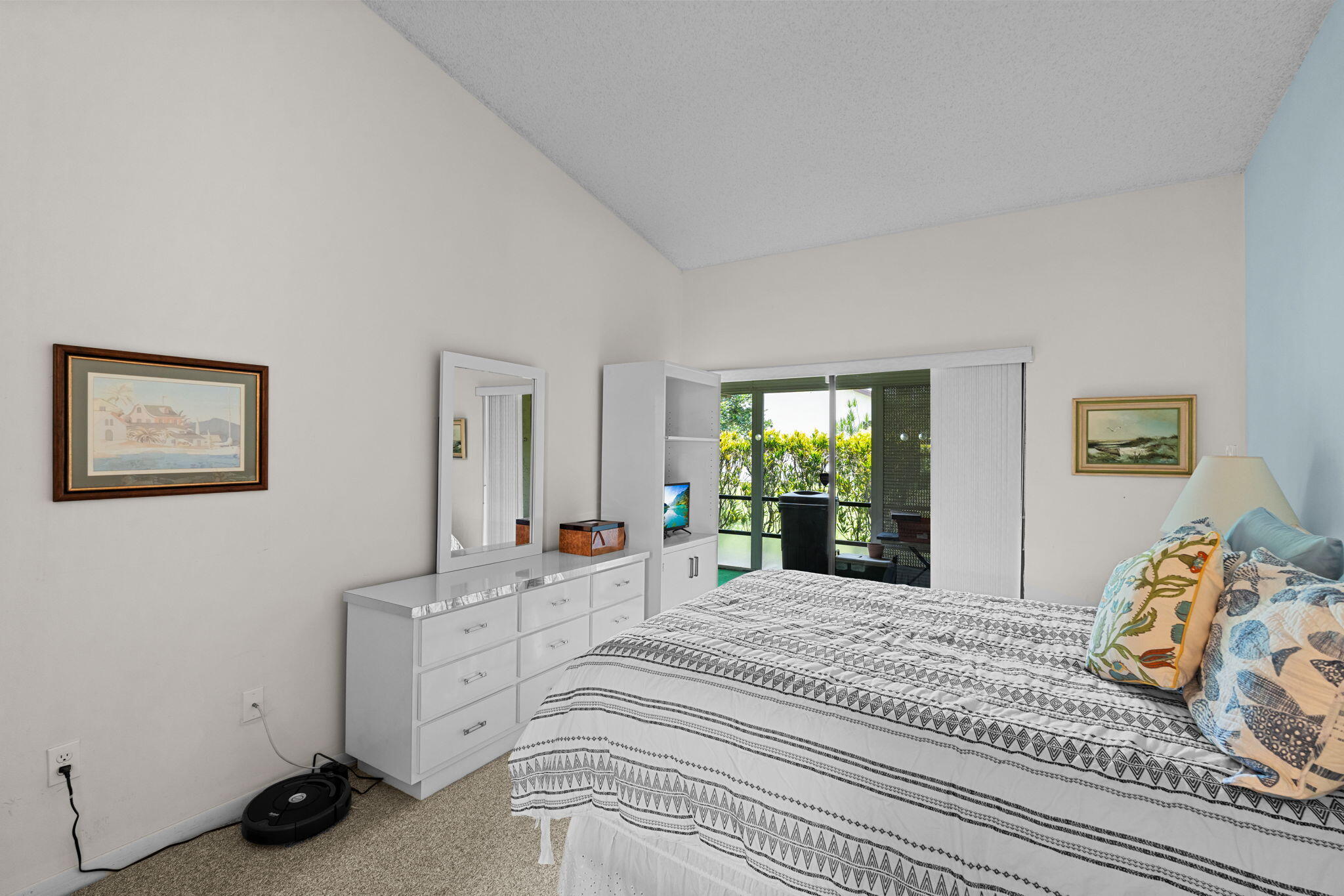 VILLAS OF WILLOW BEND - Residential