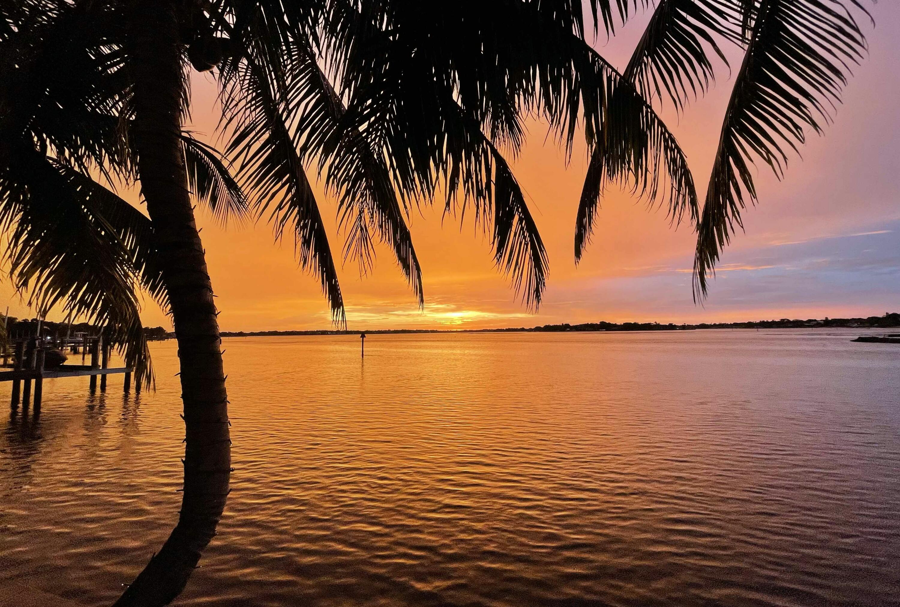RIO VISTA OF ISLAND SHORES - Residential