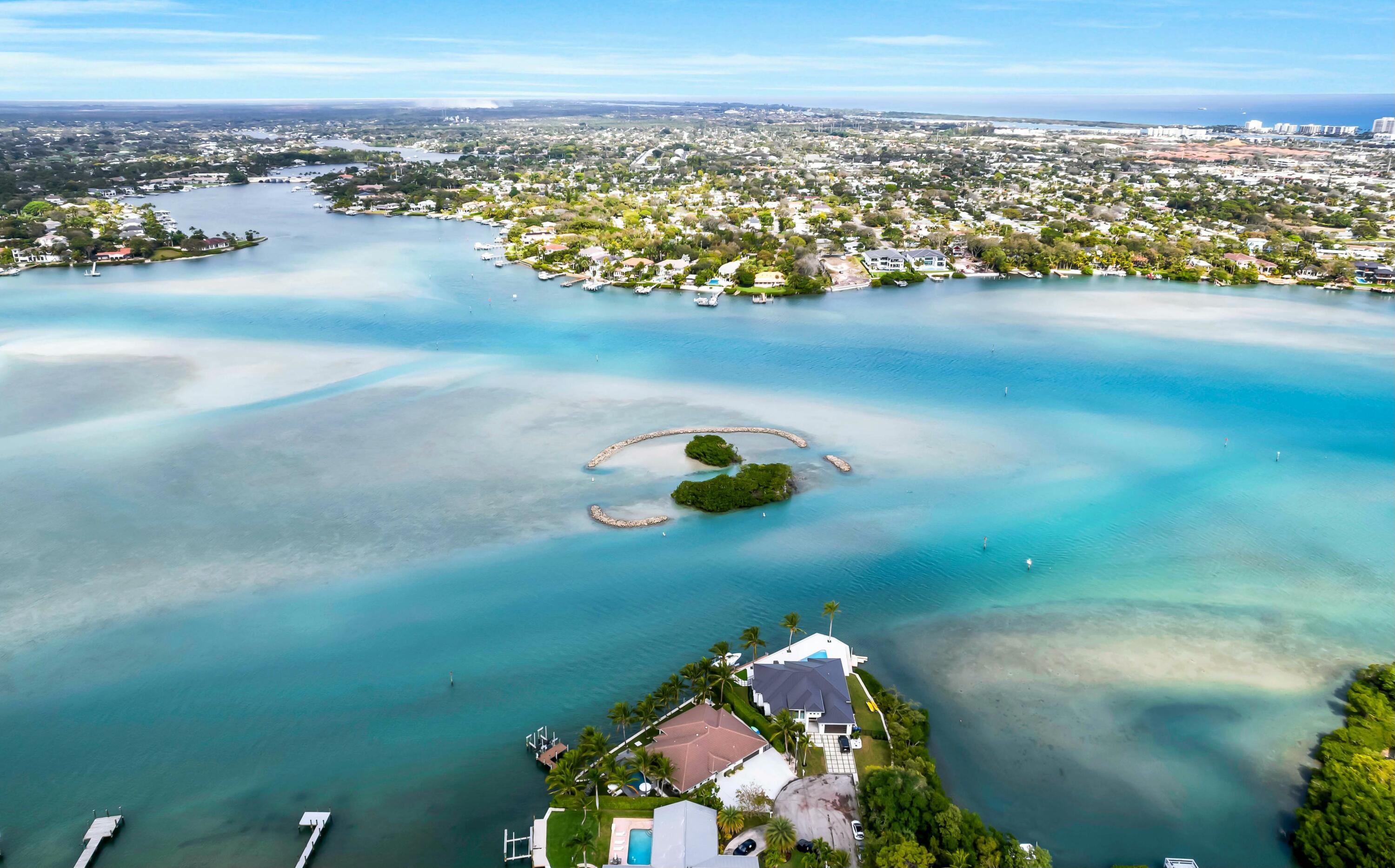 RIO VISTA OF ISLAND SHORES - Residential