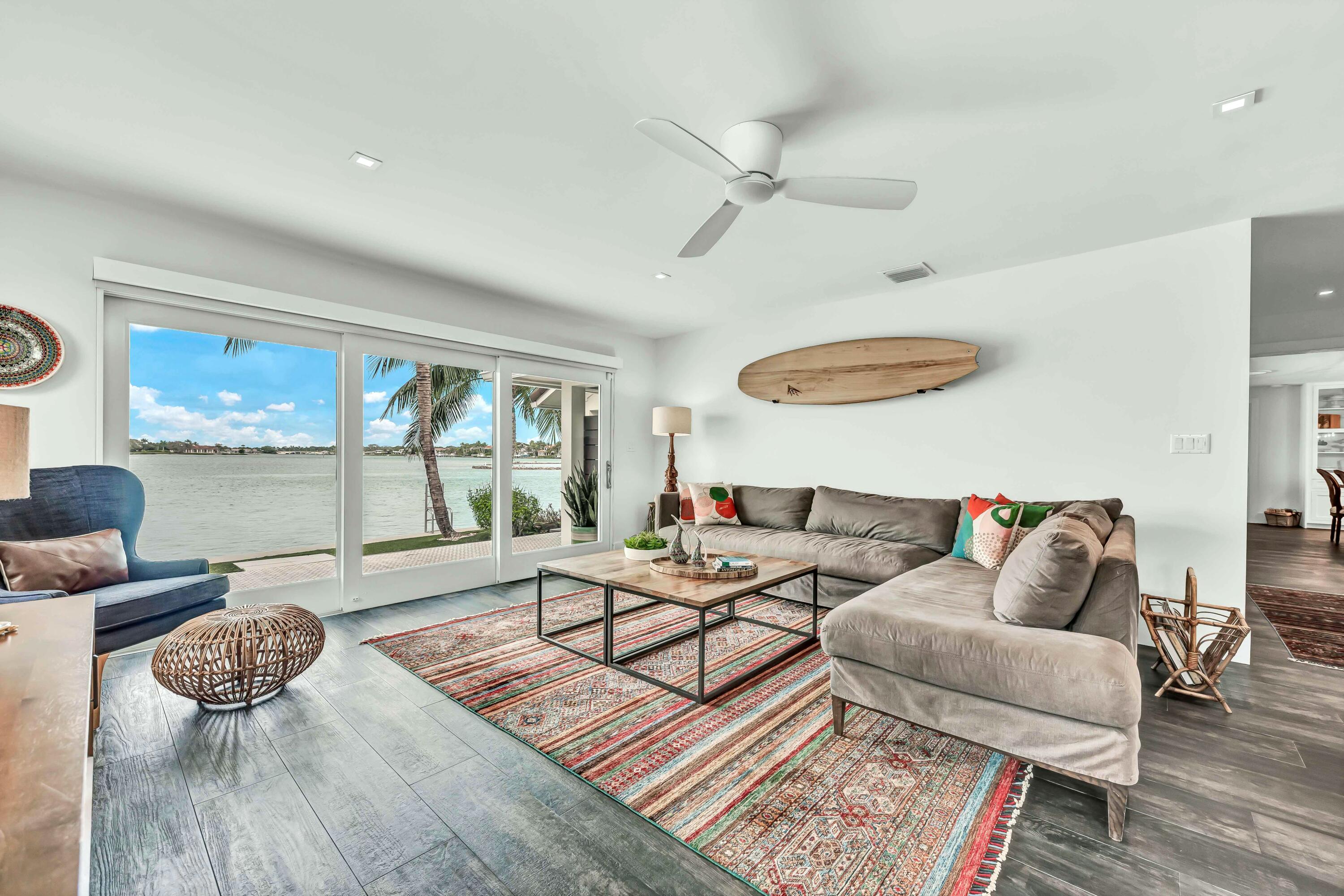 RIO VISTA OF ISLAND SHORES - Residential