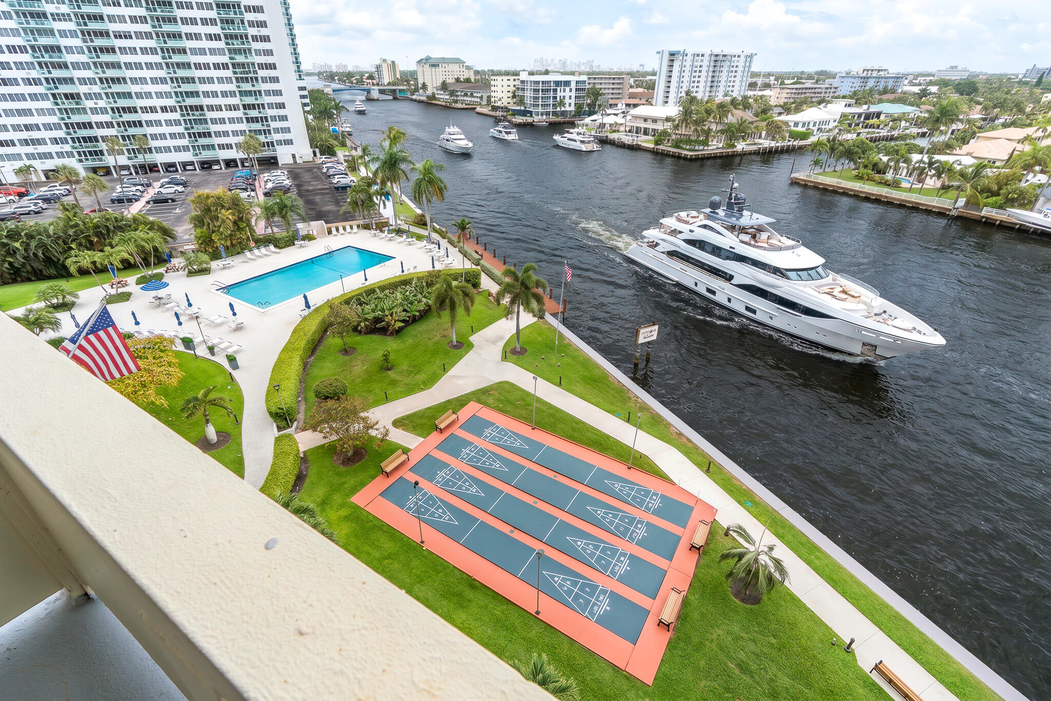 CORAL RIDGE TOWERS NORTH CO-OP - Residential