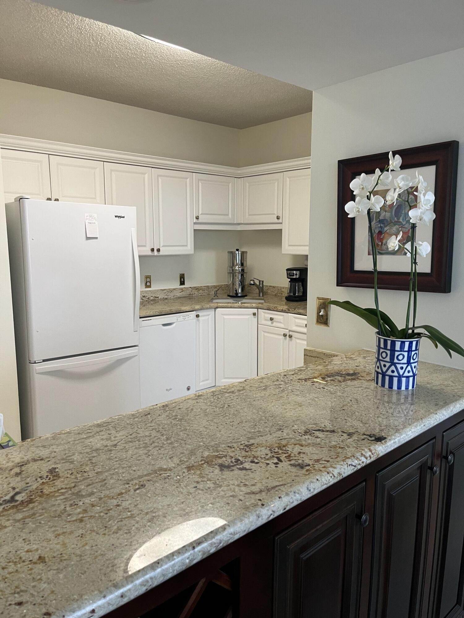 HARBOUR RIDGE Y&CC - SOUTH SHORE VILLAGE - Residential