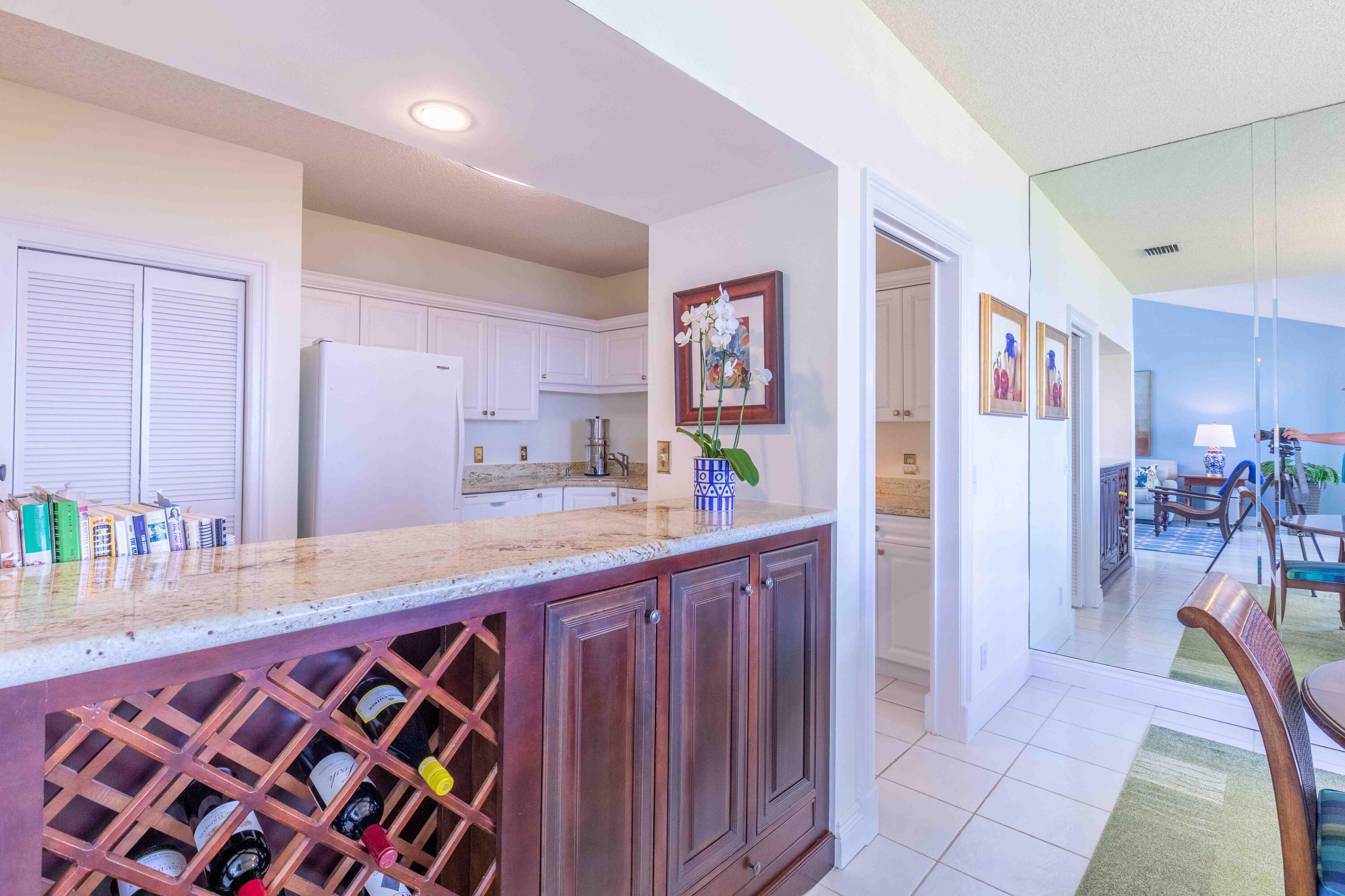 HARBOUR RIDGE Y&CC - SOUTH SHORE VILLAGE - Residential