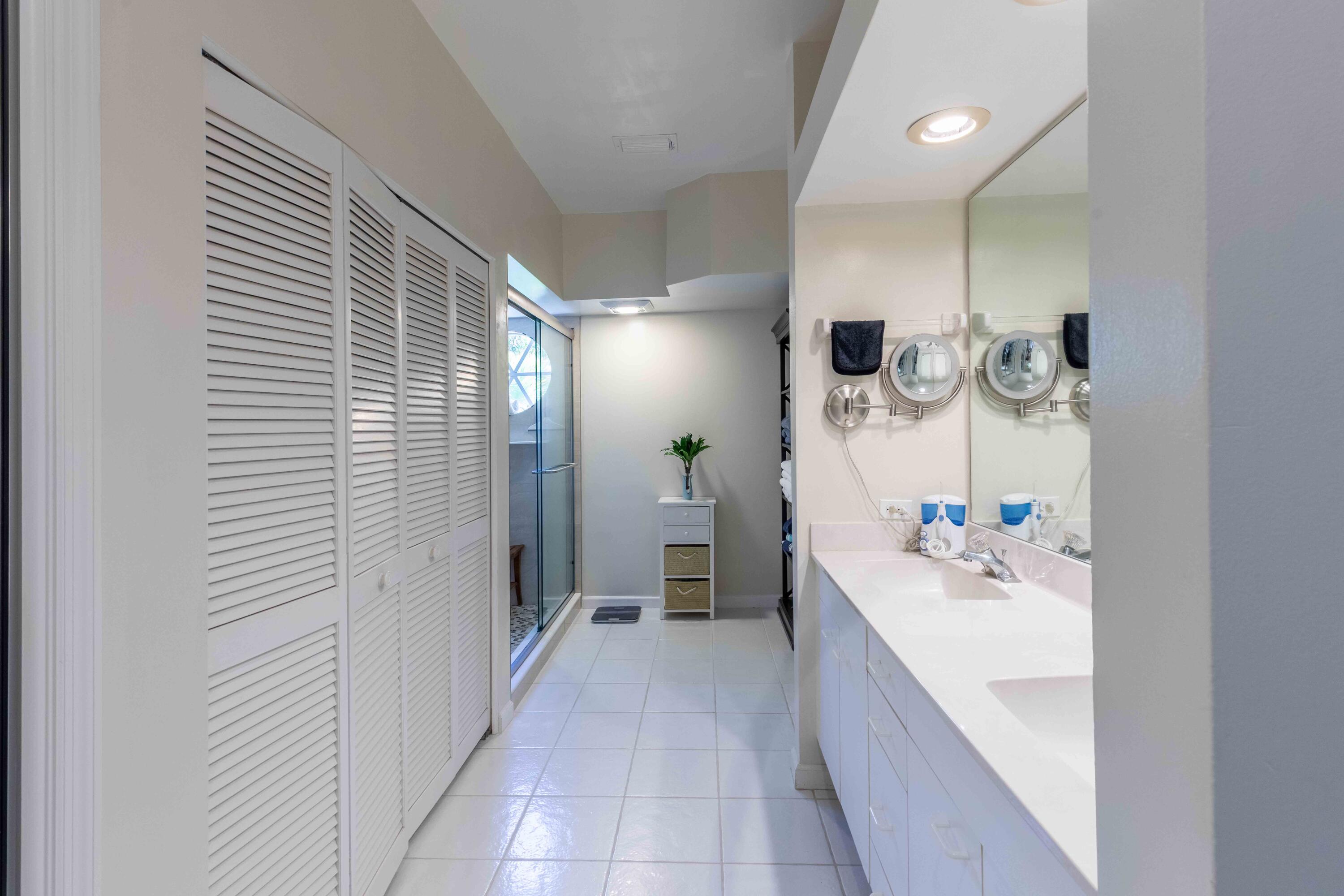 HARBOUR RIDGE Y&CC - SOUTH SHORE VILLAGE - Residential