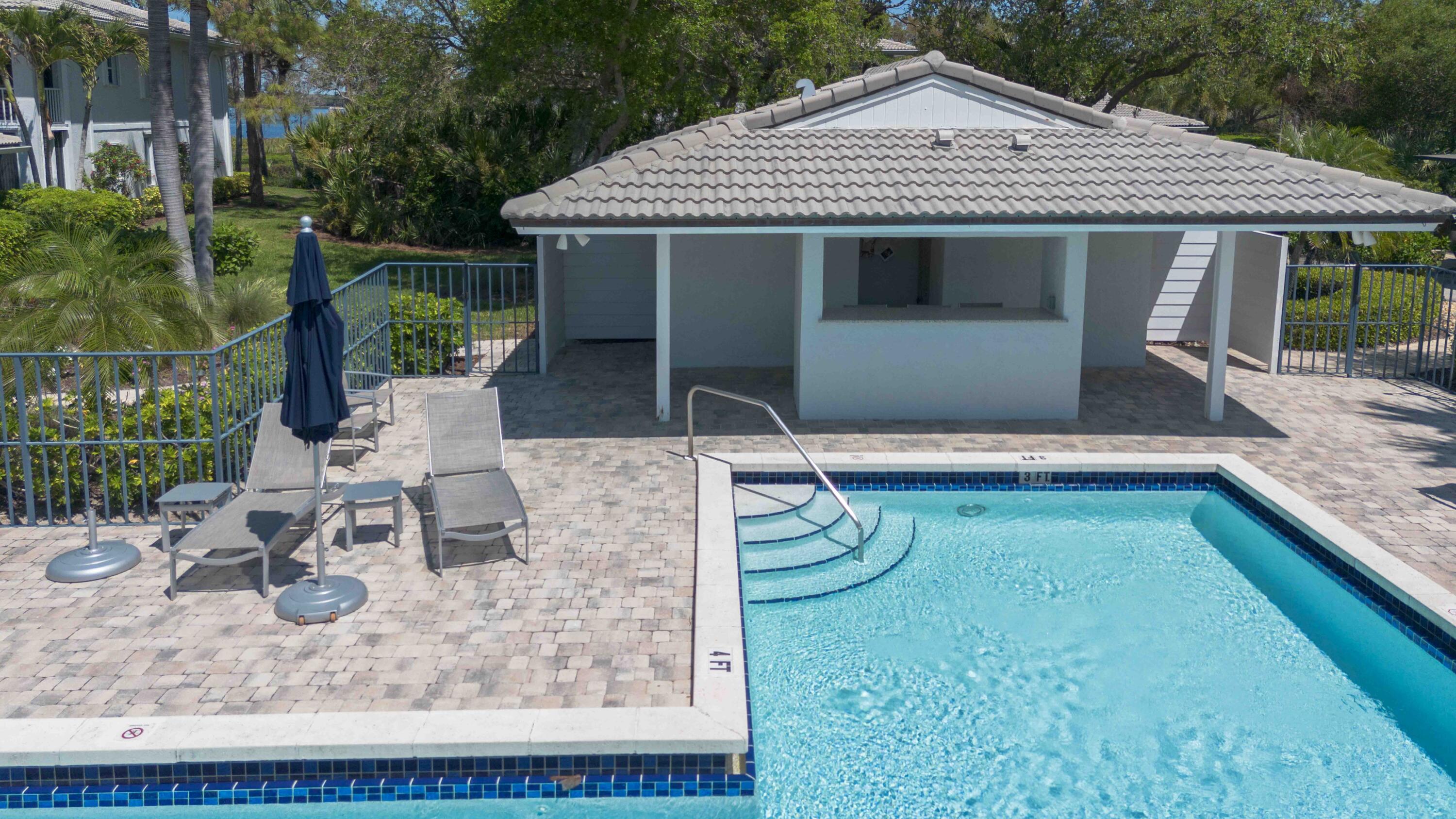 HARBOUR RIDGE Y&CC - SOUTH SHORE VILLAGE - Residential