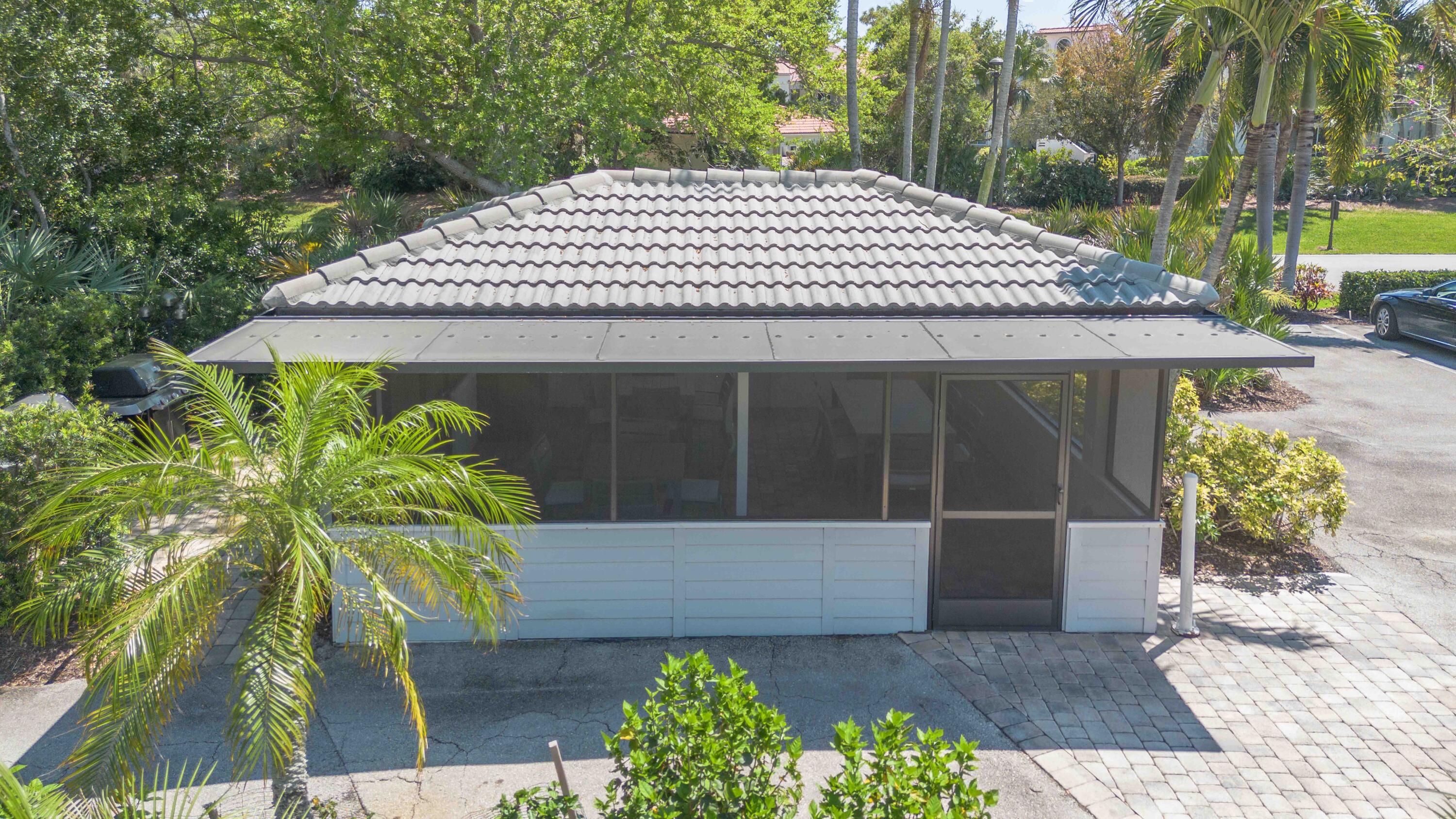 HARBOUR RIDGE Y&CC - SOUTH SHORE VILLAGE - Residential