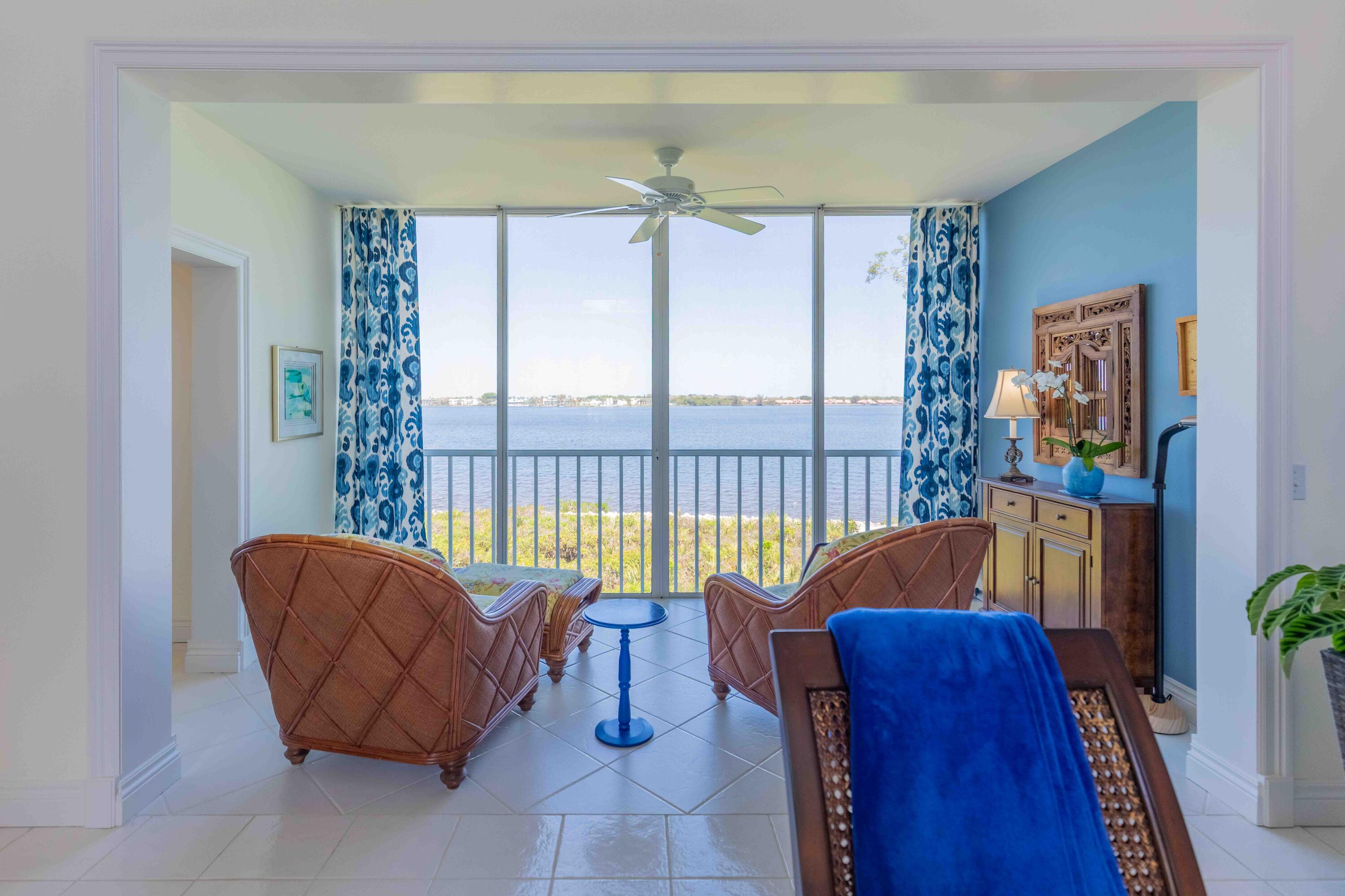 HARBOUR RIDGE Y&CC - SOUTH SHORE VILLAGE - Residential