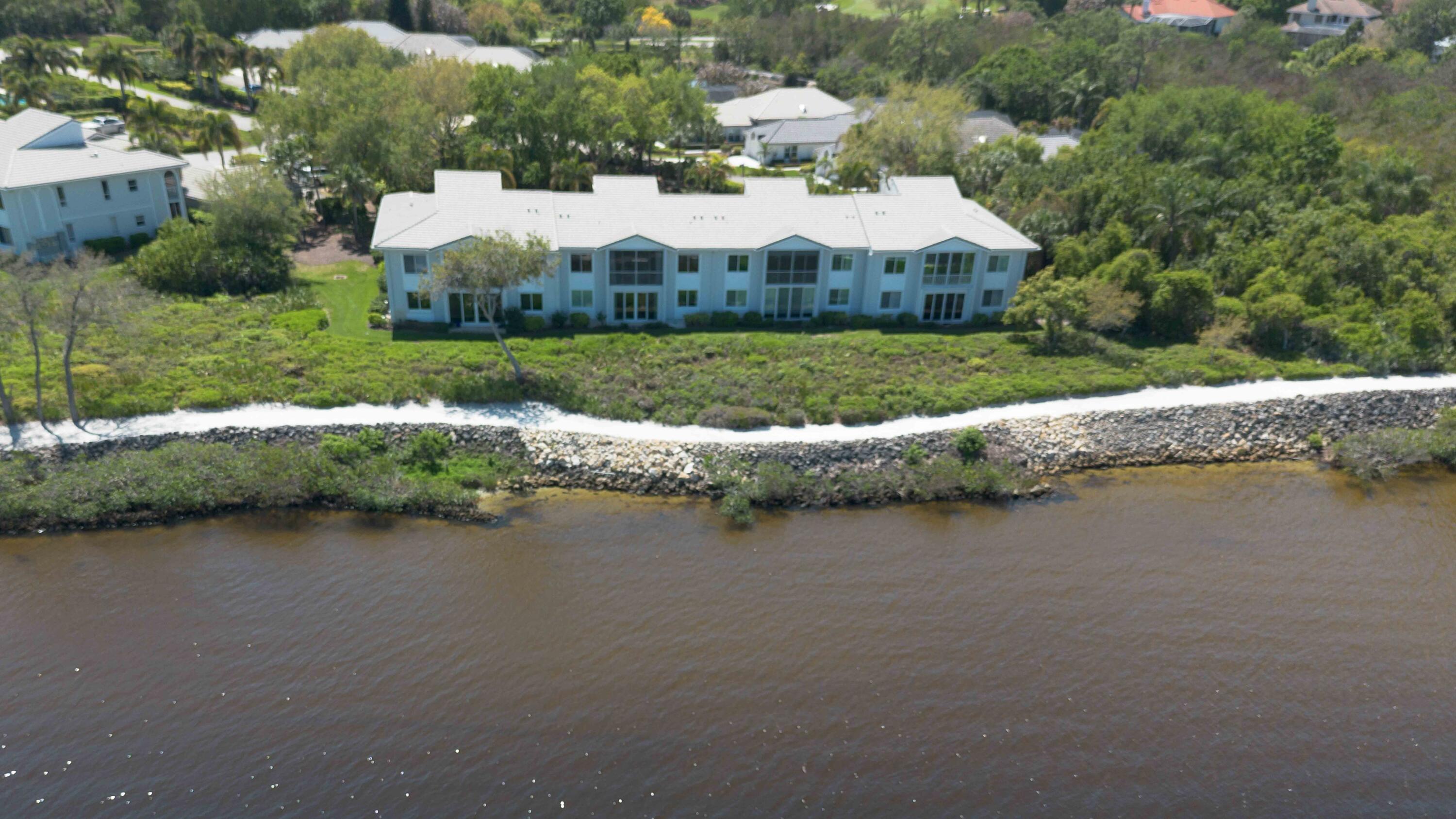 HARBOUR RIDGE Y&CC - SOUTH SHORE VILLAGE - Residential