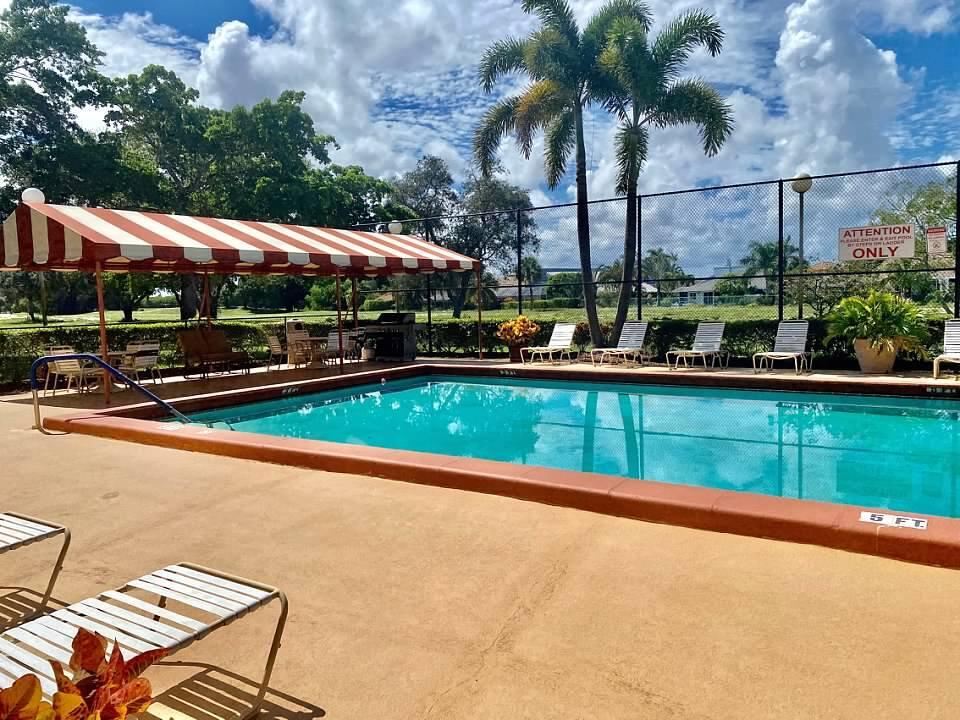 BOCA TEECA CONDO 5 - Residential Lease