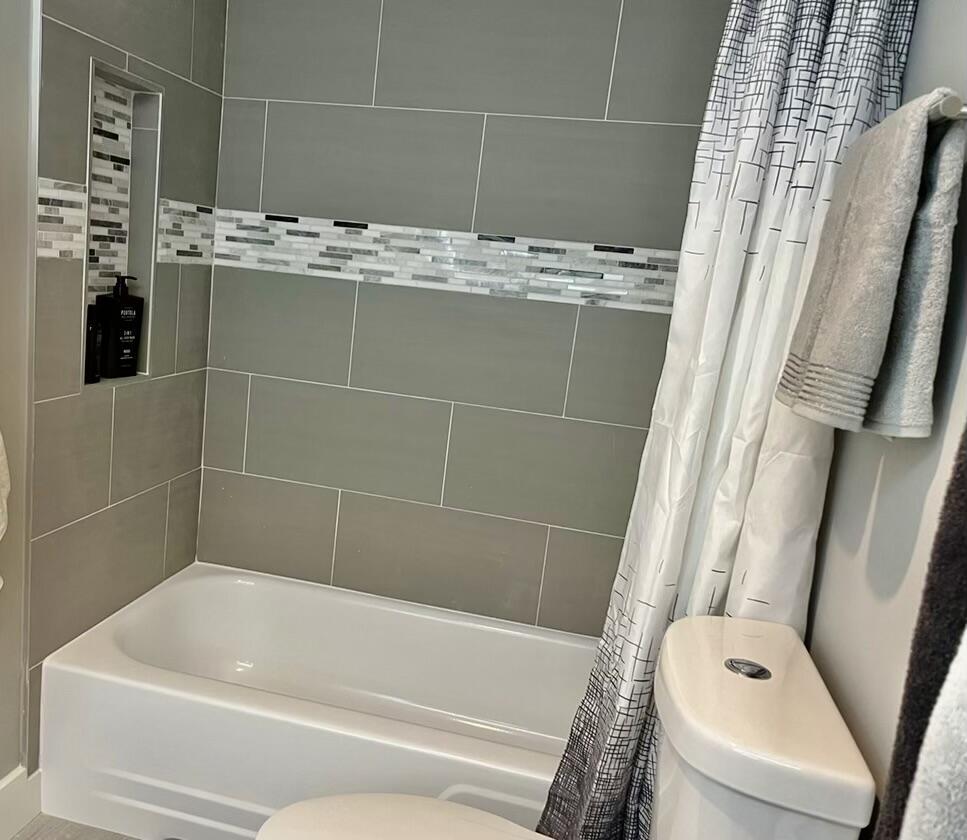 BOCA TEECA CONDO 5 - Residential Lease