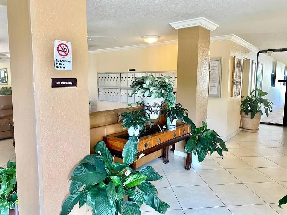 BOCA TEECA CONDO 5 - Residential Lease
