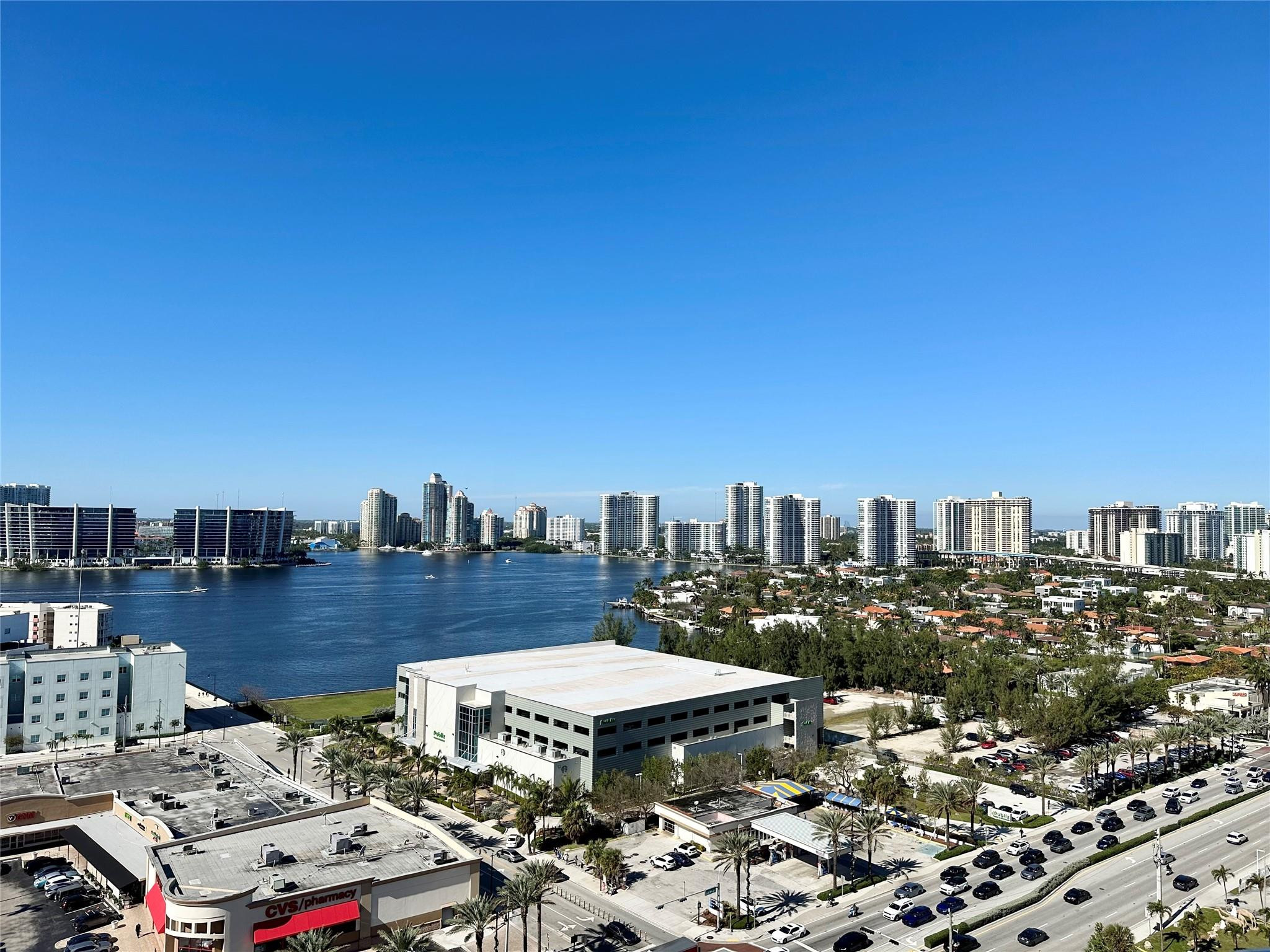 TRUMP ROYALE CONDO - Residential Lease