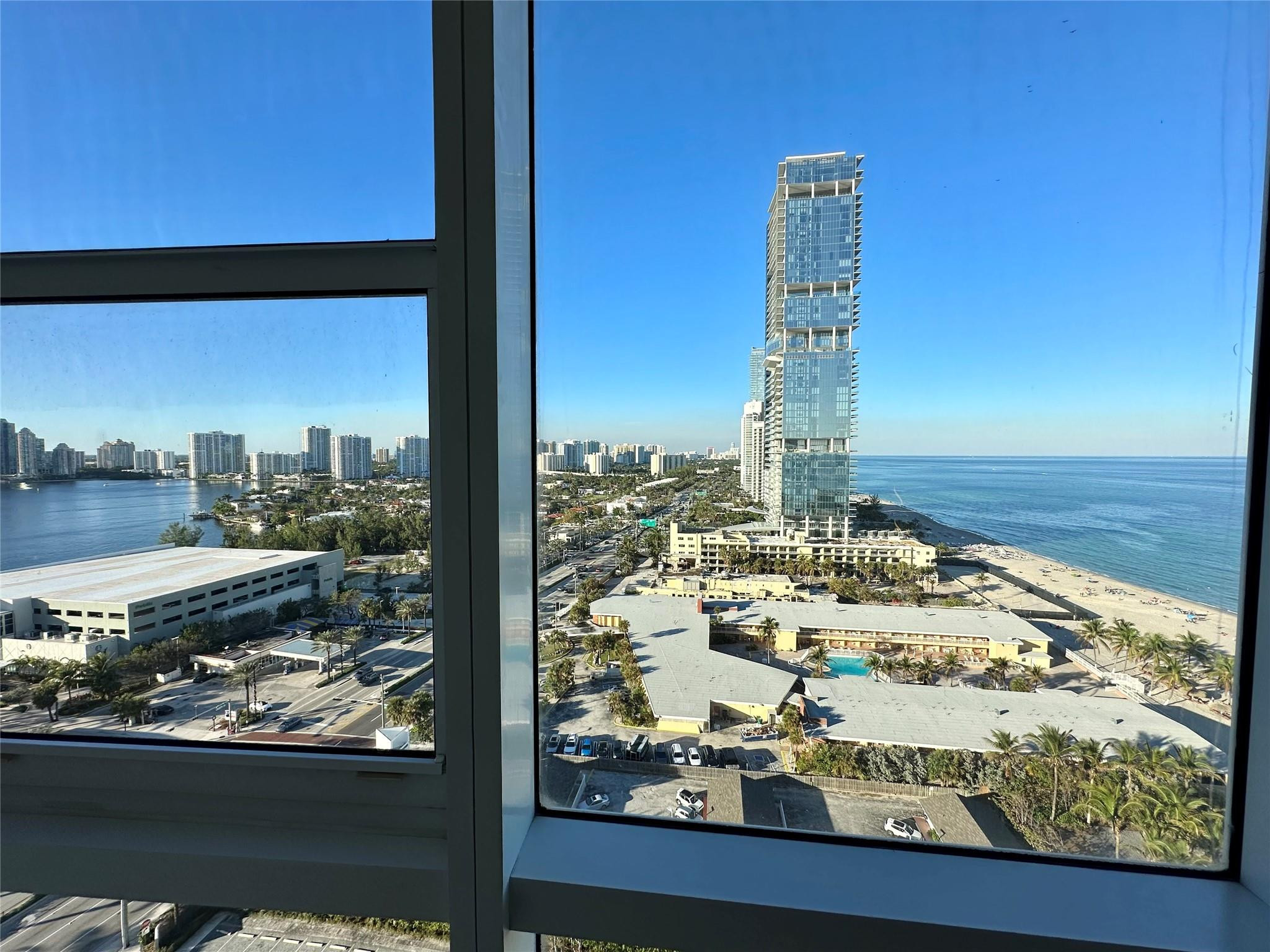 TRUMP ROYALE CONDO - Residential Lease