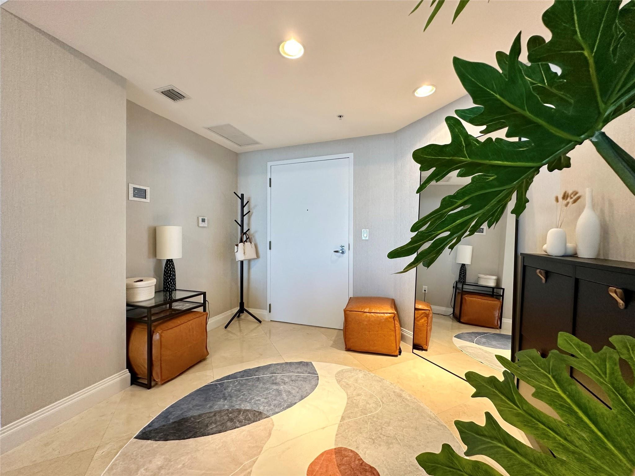 TRUMP ROYALE CONDO - Residential Lease