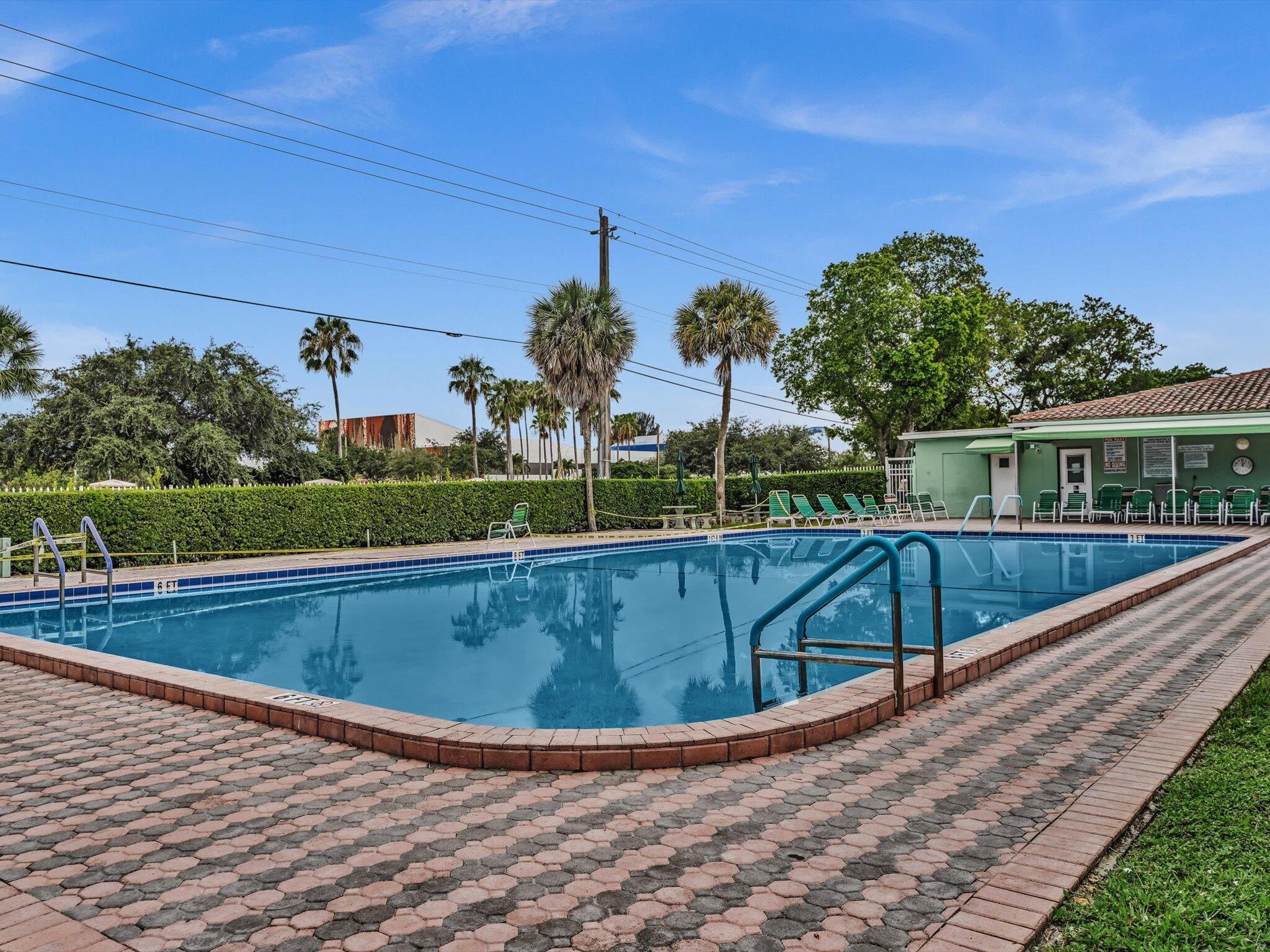 MAINLANDS OF TAMARAC LAKES - Residential