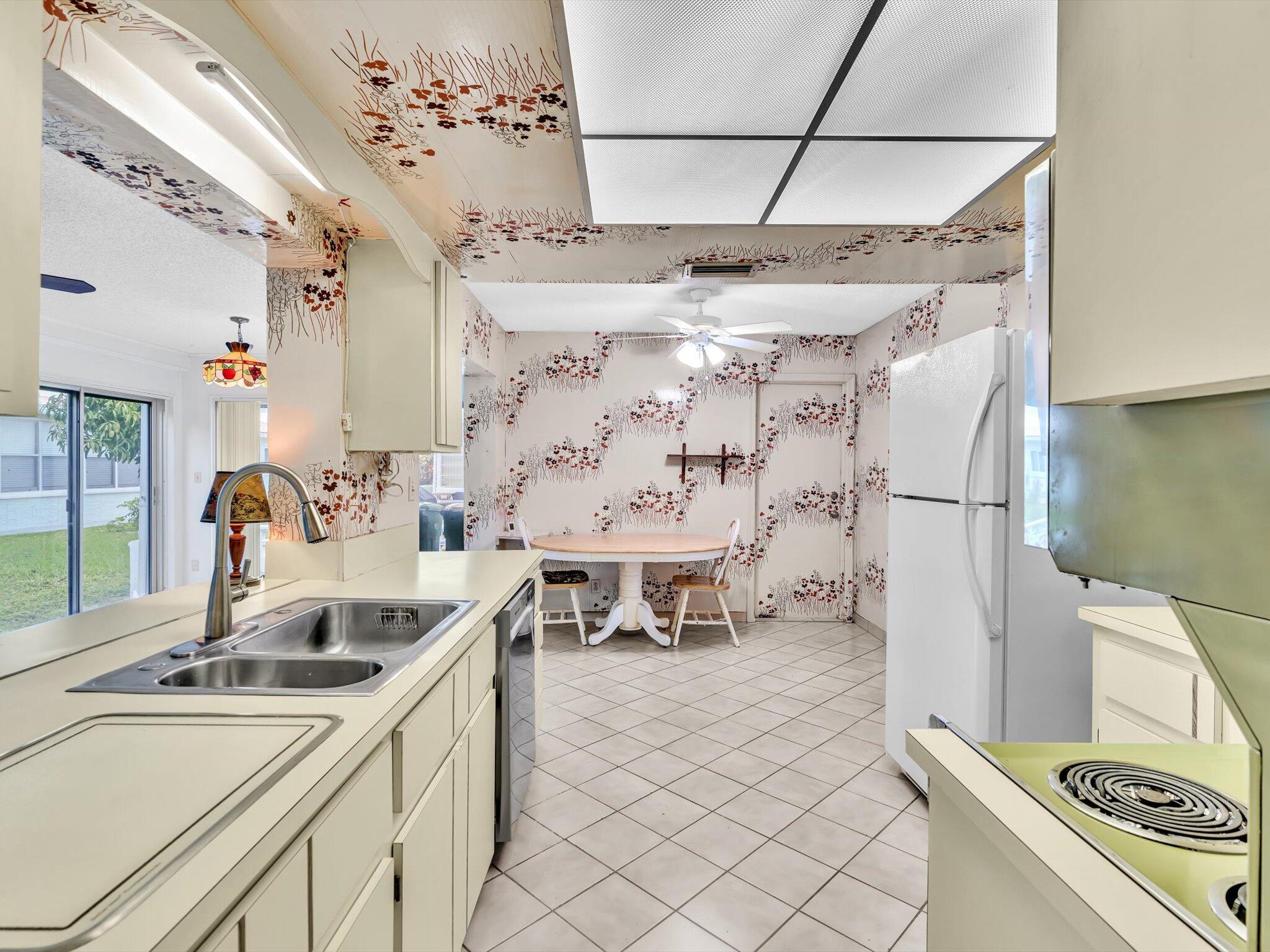 MAINLANDS OF TAMARAC LAKES - Residential