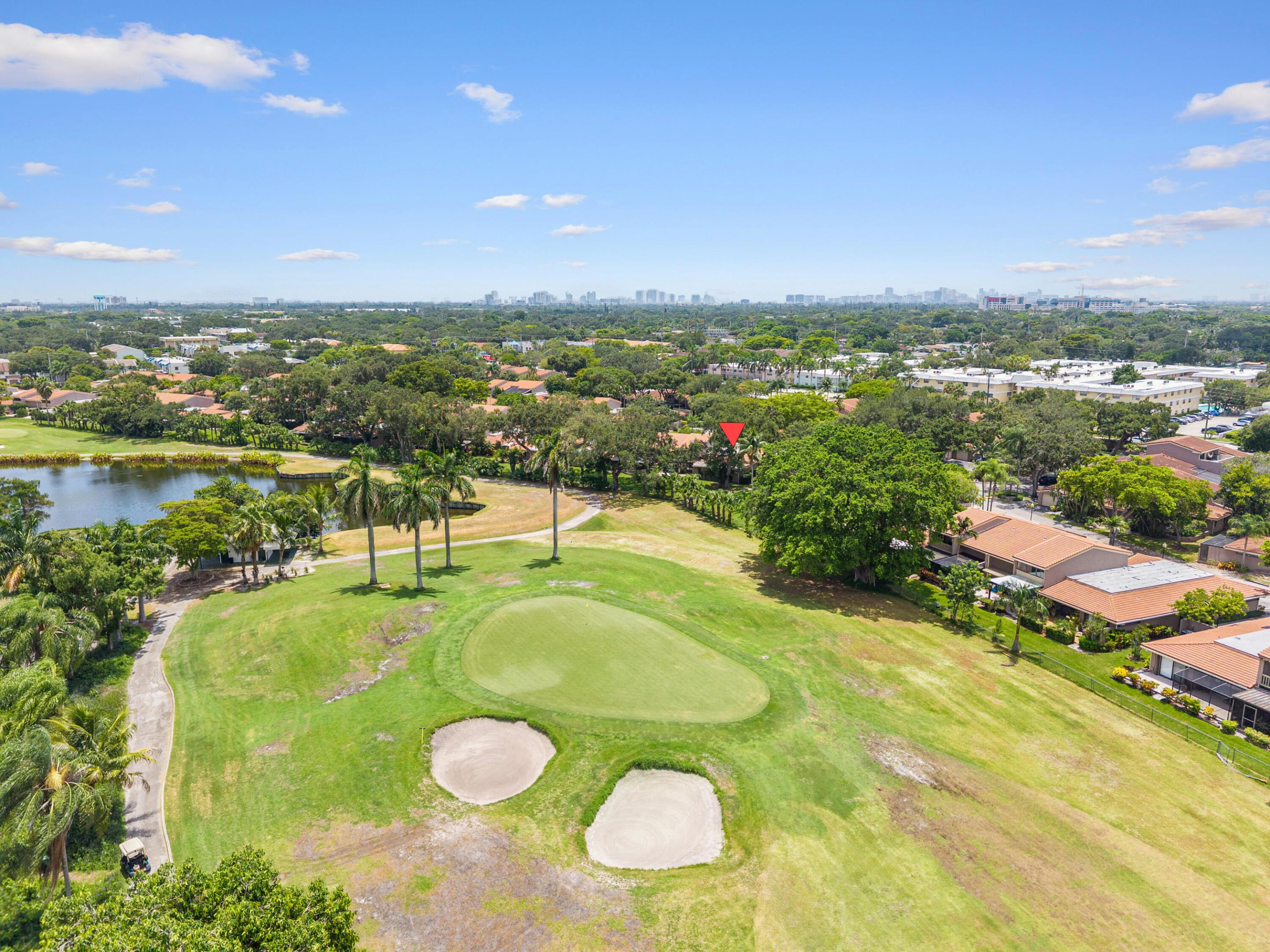 THE TOWNHOUSES OF EMERALD HILLS - Residential