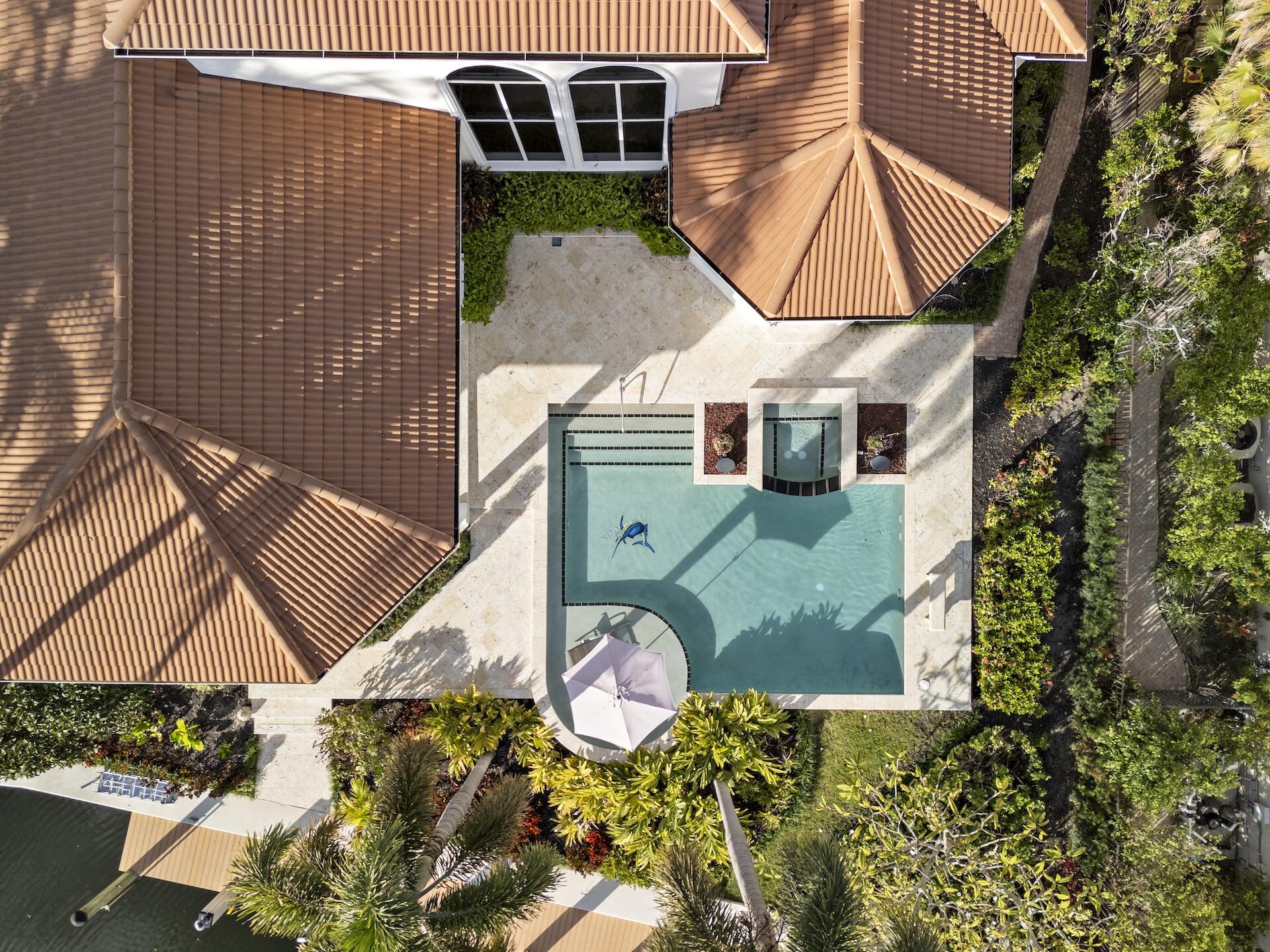 HARBOUR ISLES - Residential