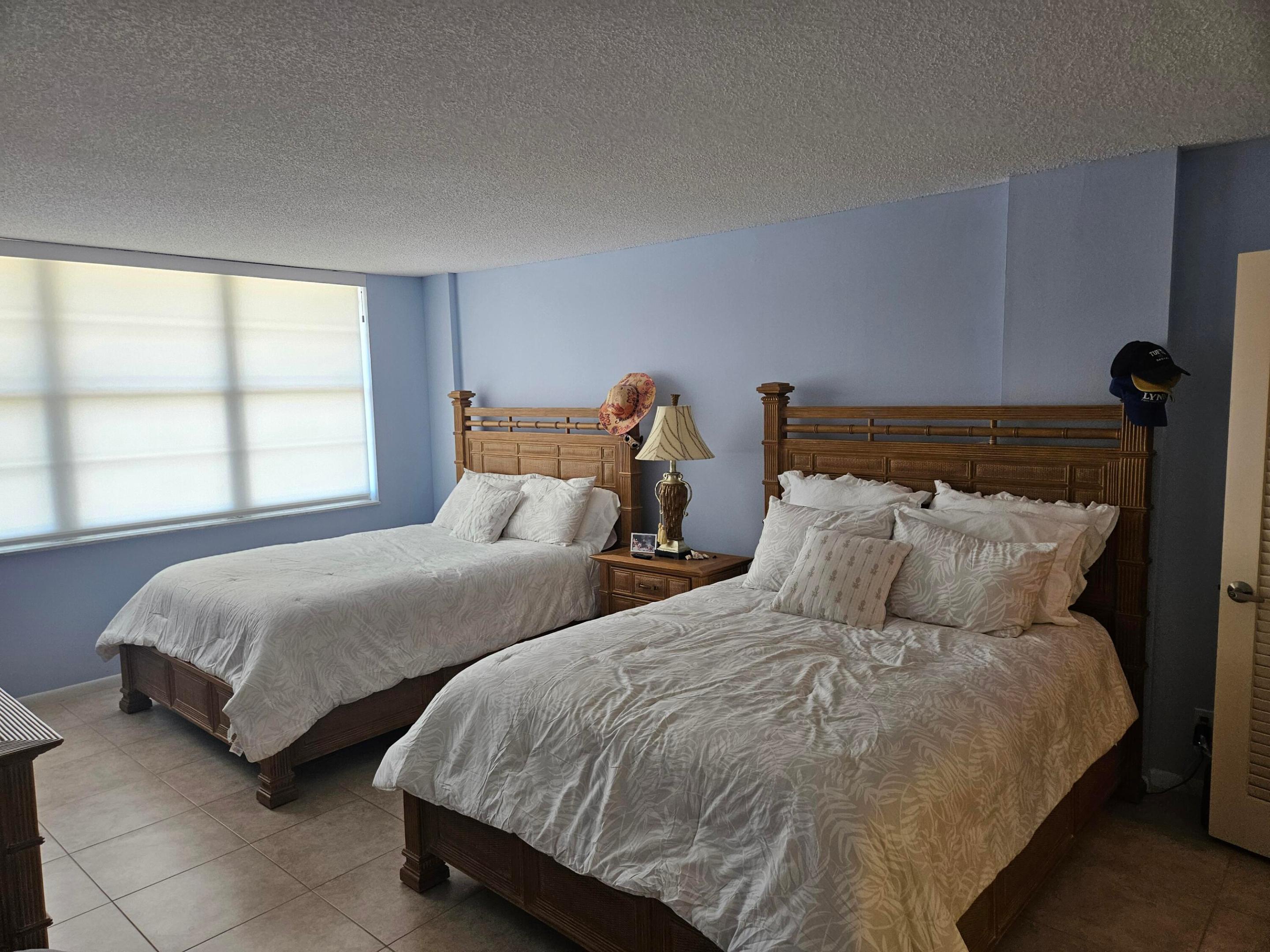 BOCA TOWERS CONDO PORTION - Residential Lease