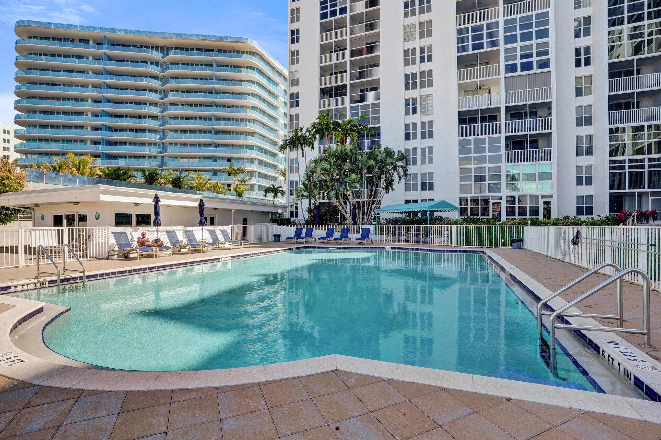 DELPHI TOWERS CONDO - Residential Lease