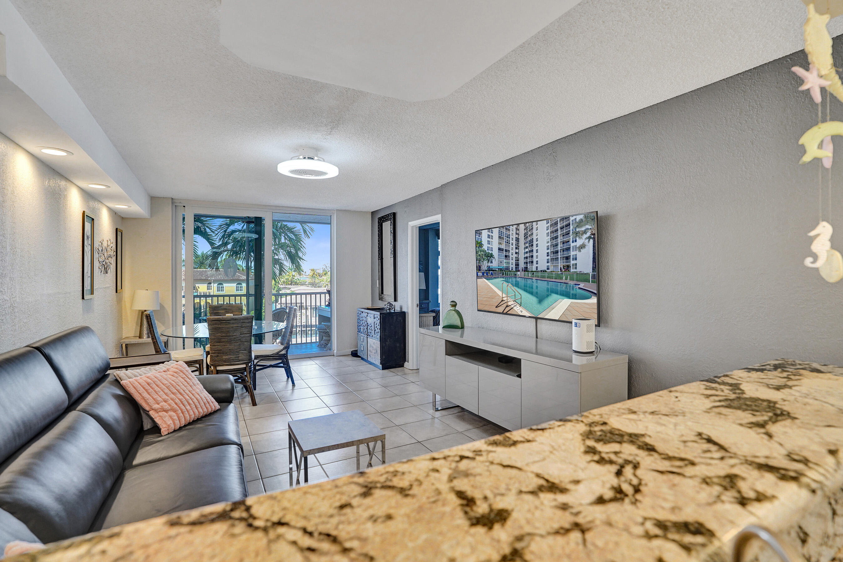DELPHI TOWERS CONDO - Residential Lease