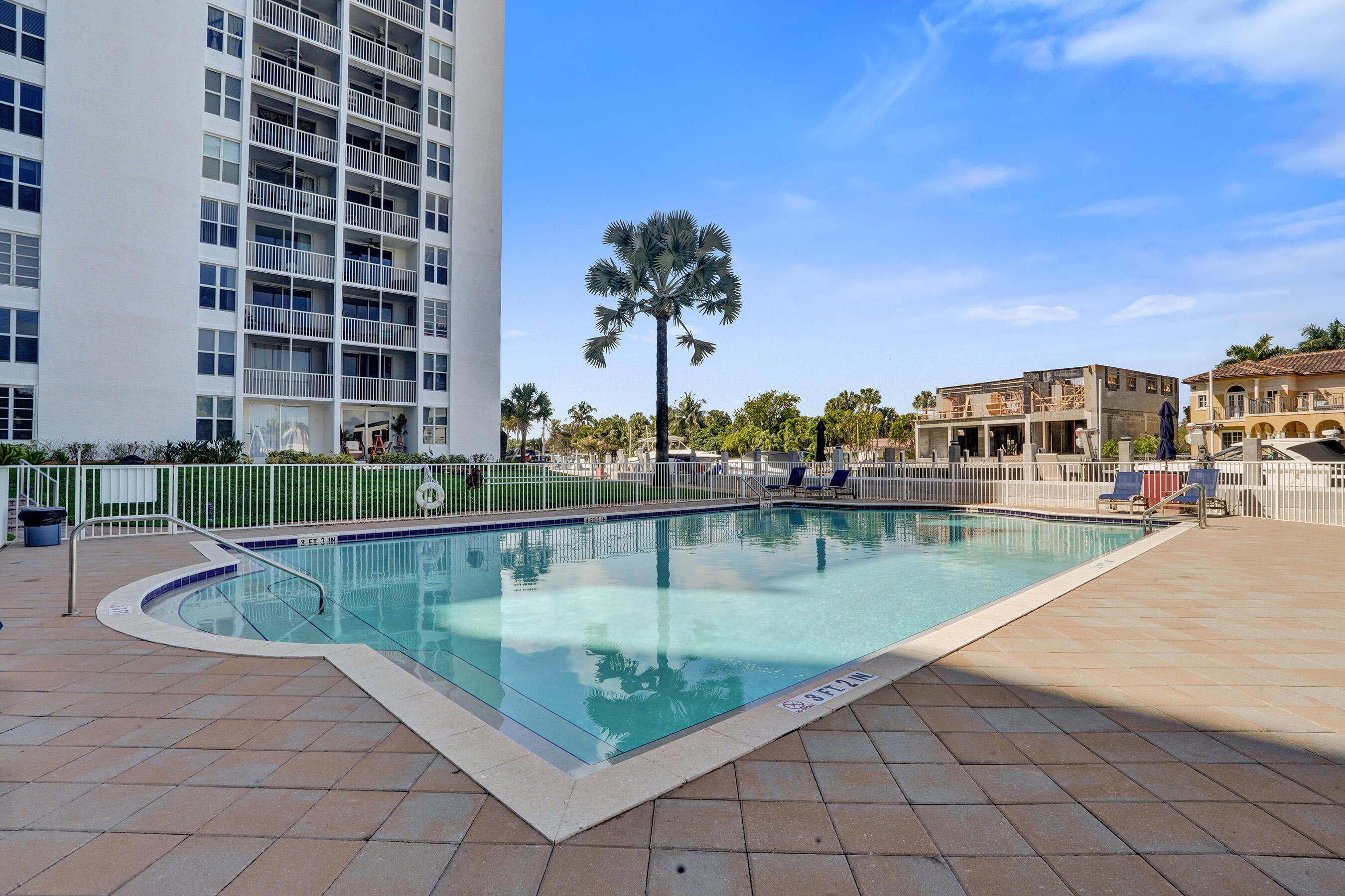 DELPHI TOWERS CONDO - Residential Lease