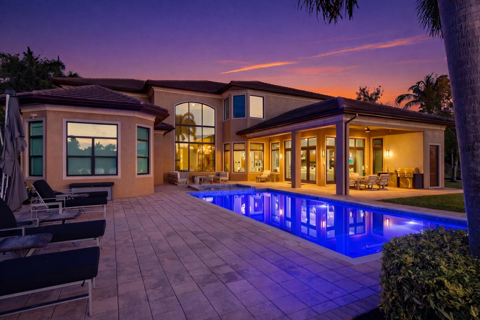 THE BRIDGES - Residential