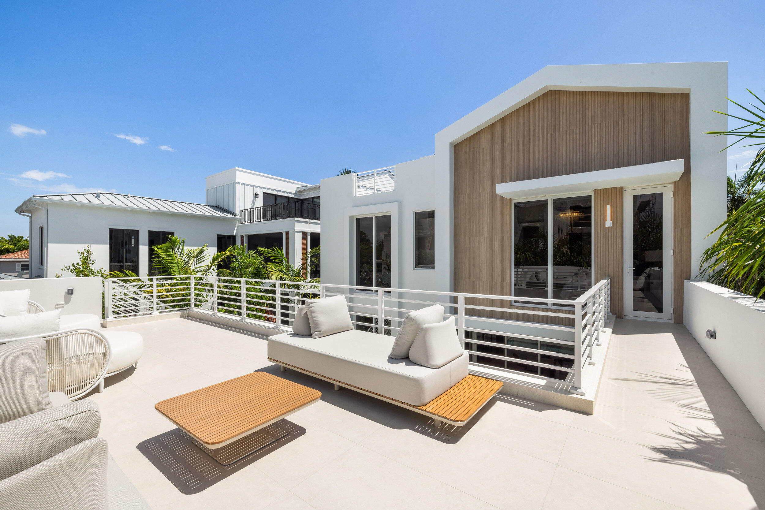 SOPHIA FREY - Residential