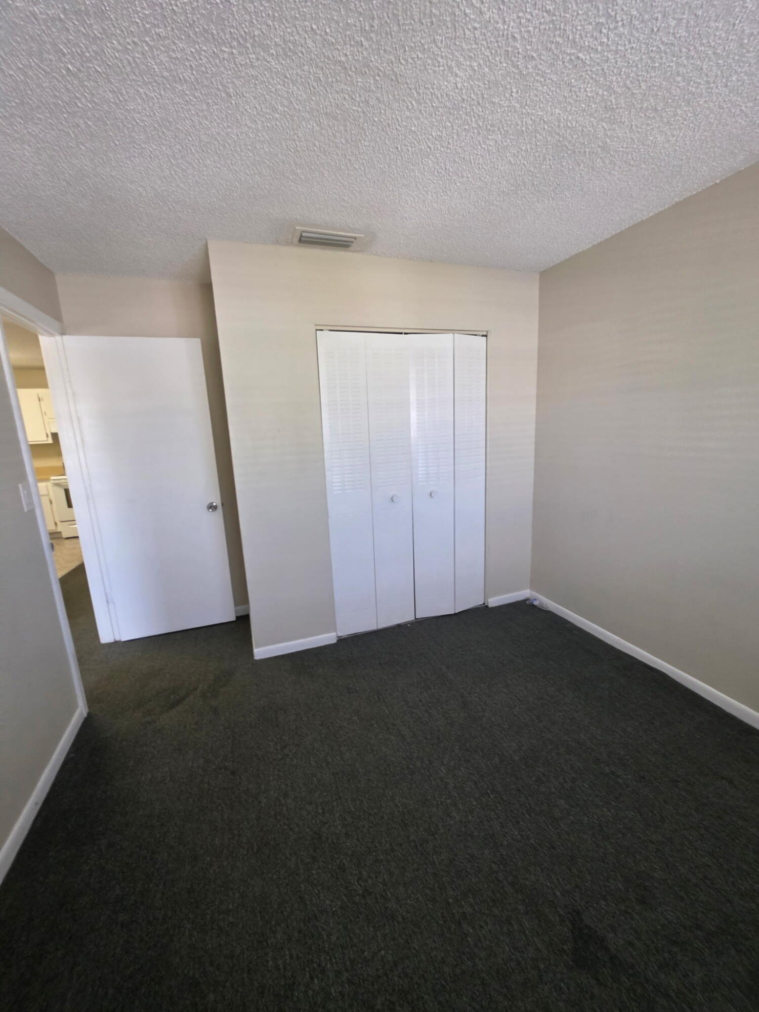 VILLAGE PARK AT OAKLAND CONDO - Residential Lease