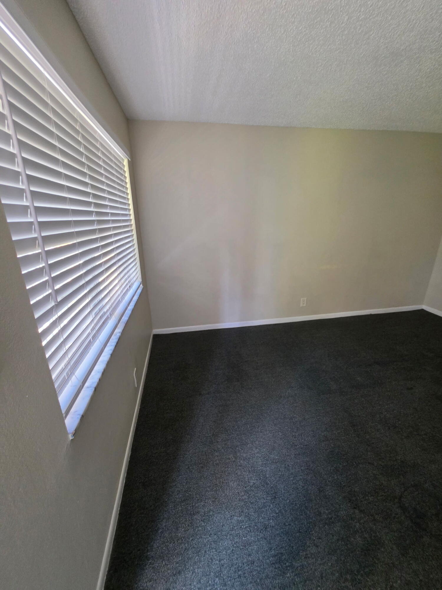 VILLAGE PARK AT OAKLAND CONDO - Residential Lease