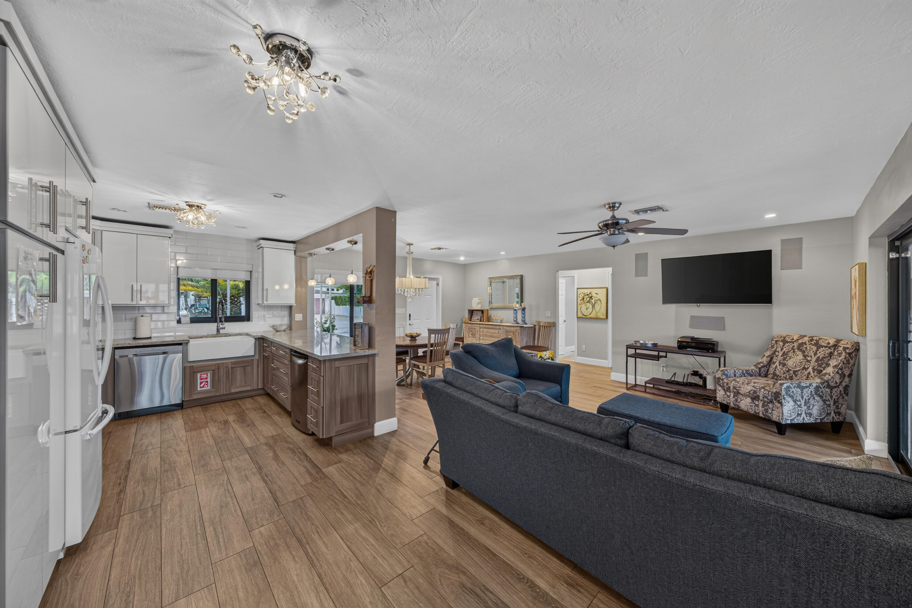 POMPANO ISLES SEC - Residential