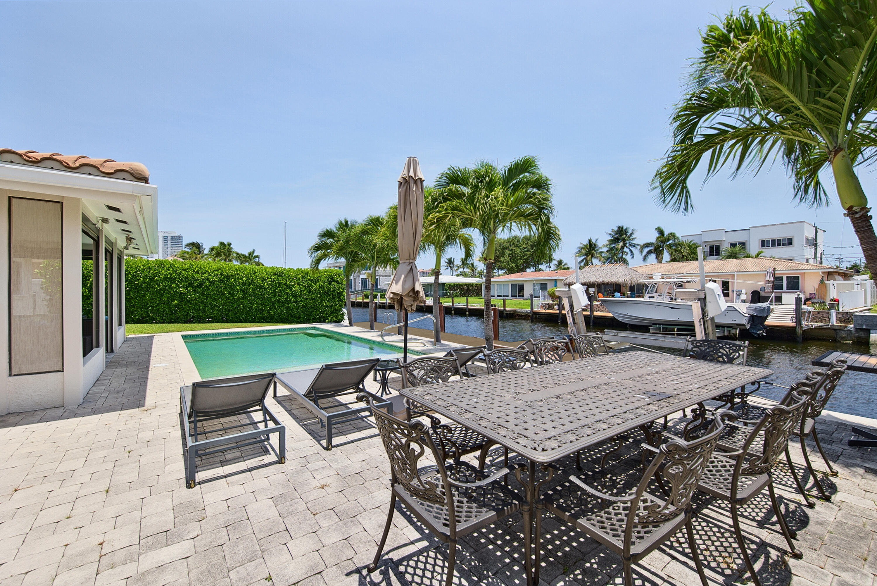 POMPANO ISLES SEC - Residential